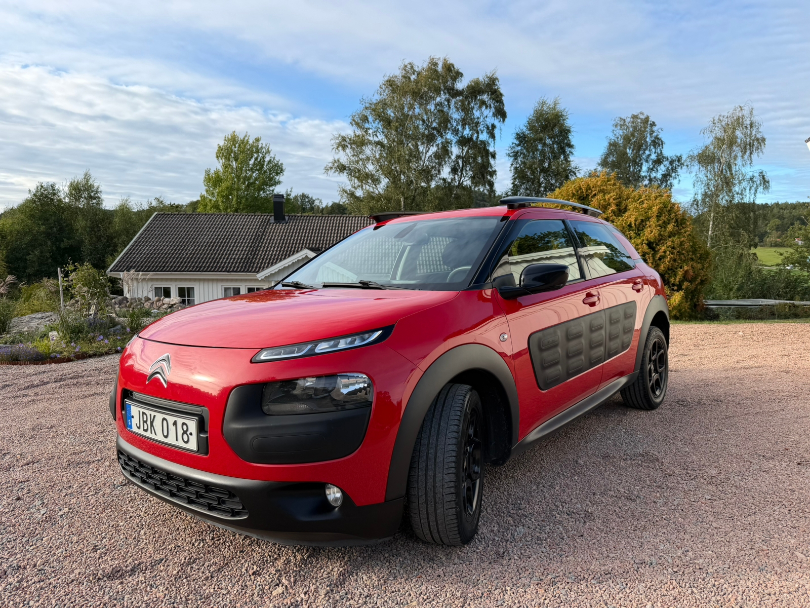 Citroen C4 Cactus 1.6 BlueHDi Manuell 2015, bild 3/10