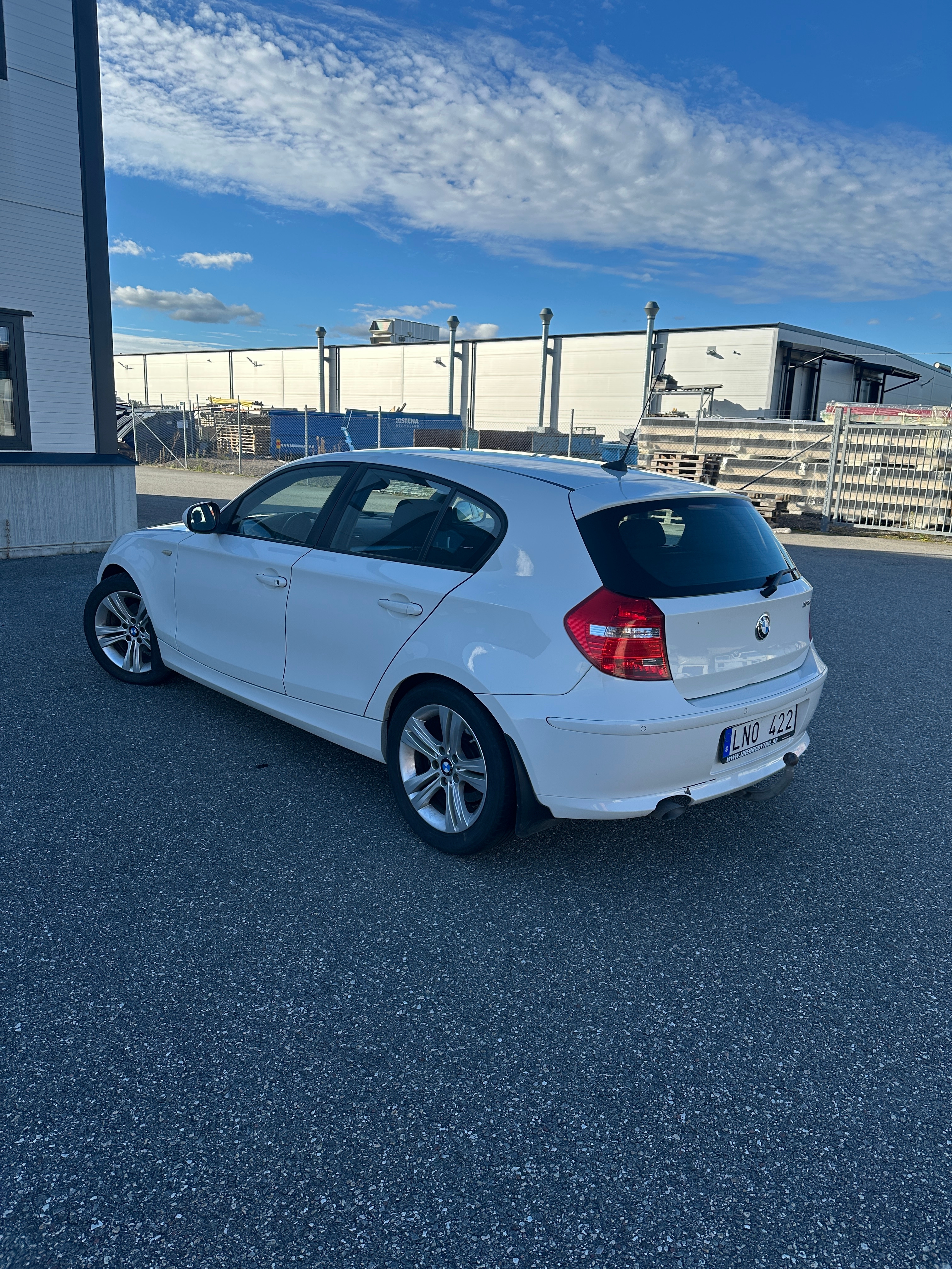 BMW 118 d 5-dörrars Steptronic 2011, bild 3/8