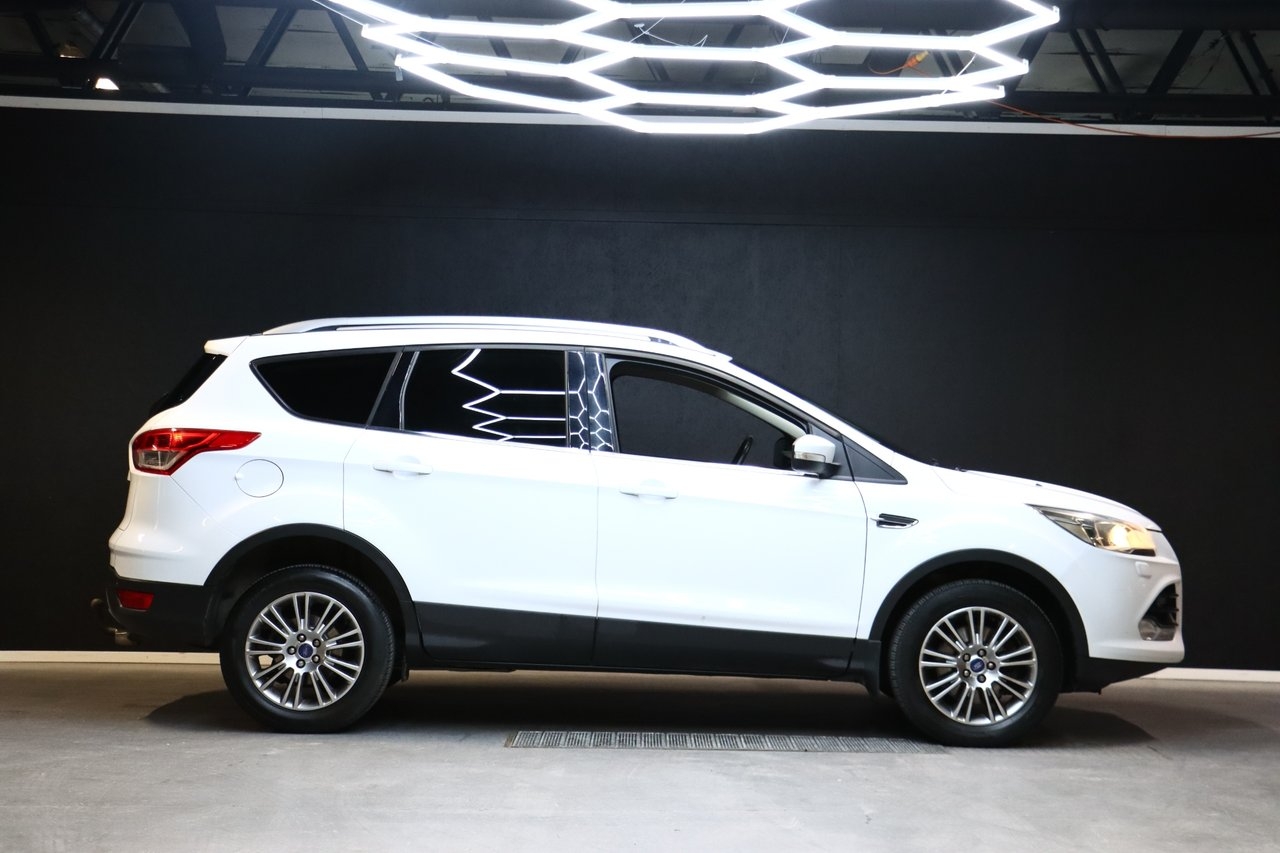Ford Kuga 2015, photo 6/10