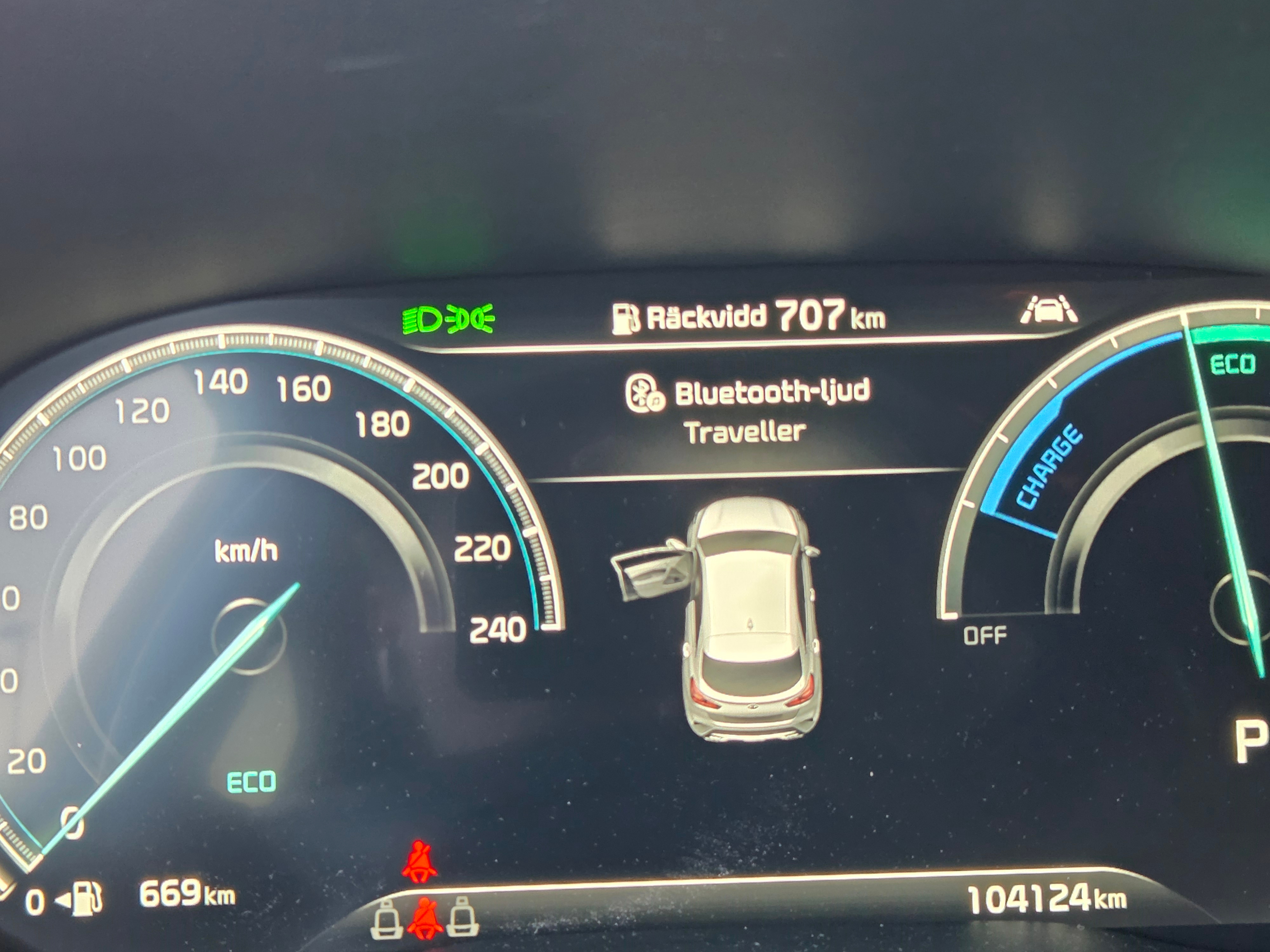 Kia XCeed Plug-in Hybrid DCT 2021, bild 6/7