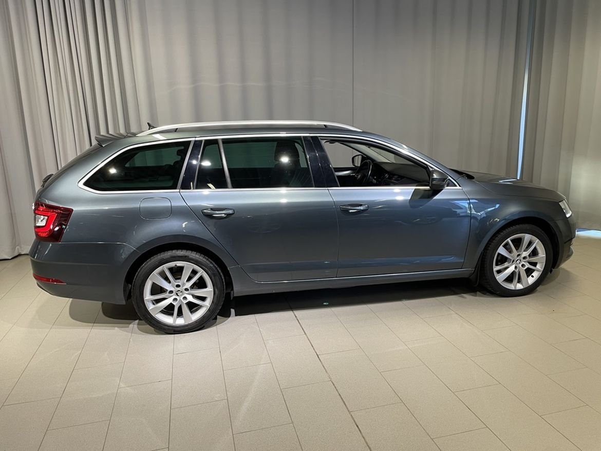 Skoda Octavia 2019, bild 3/10