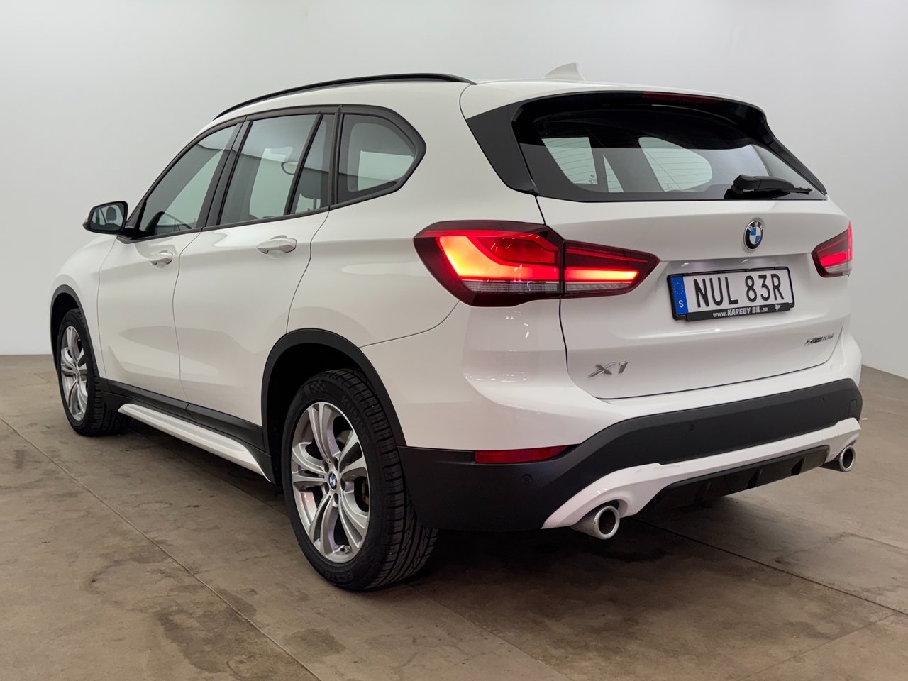 BMW X1 xDrive20d Steptronic Sport line 2020, kuva 4/10