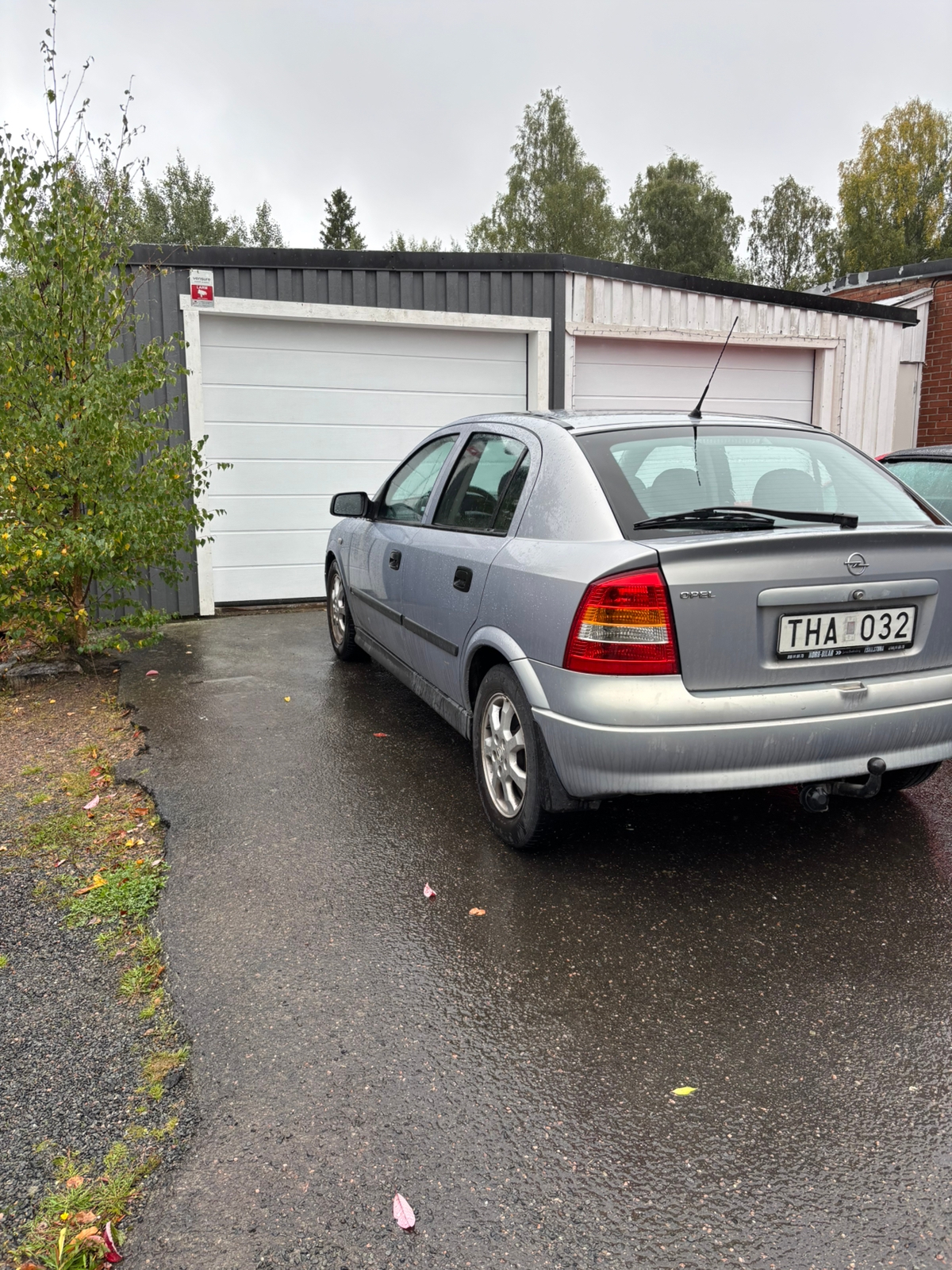 Opel Astra 5-dörrar 1.8 Manuell 2002, bild 2/10