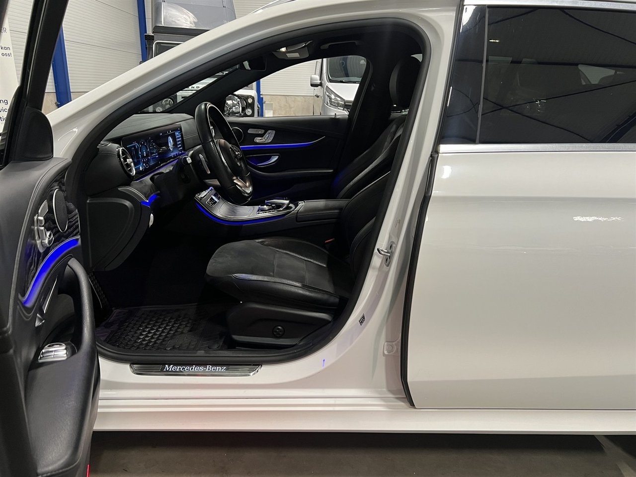 Mercedes-Benz E 2019, bild 7/10