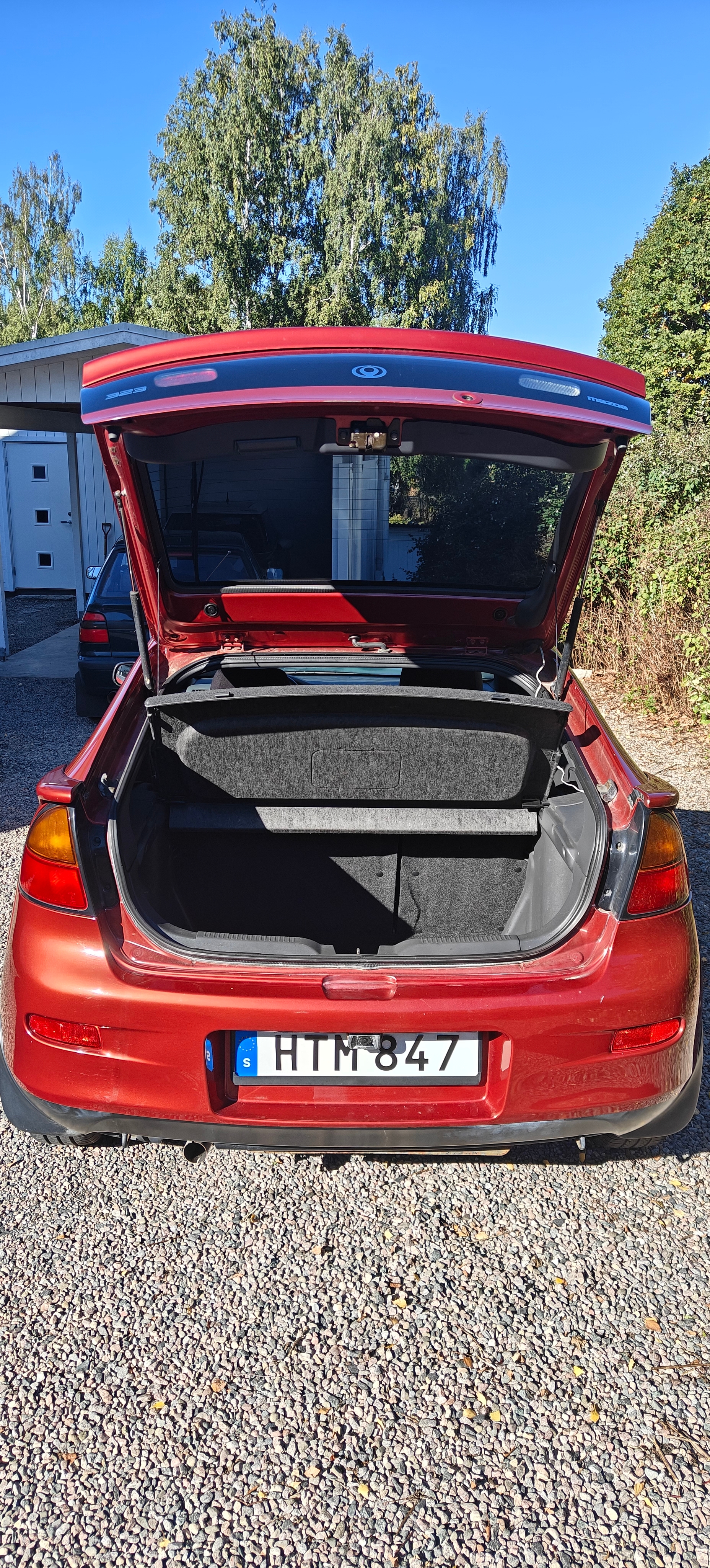 Mazda 323C 1.9 Manuell 1997, bild 5/9