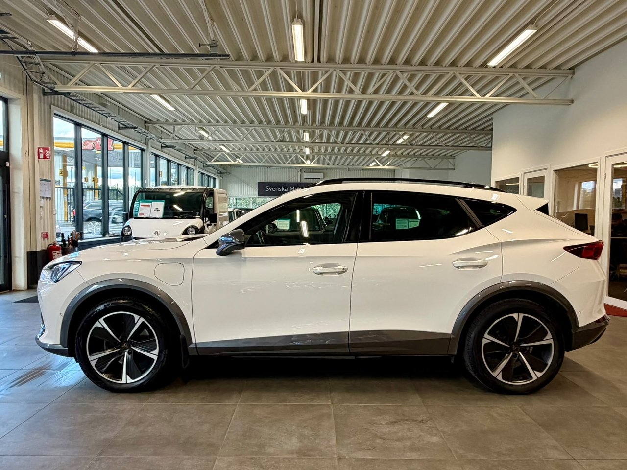 Cupra Formentor e-Hybrid 2022, photo 4/10