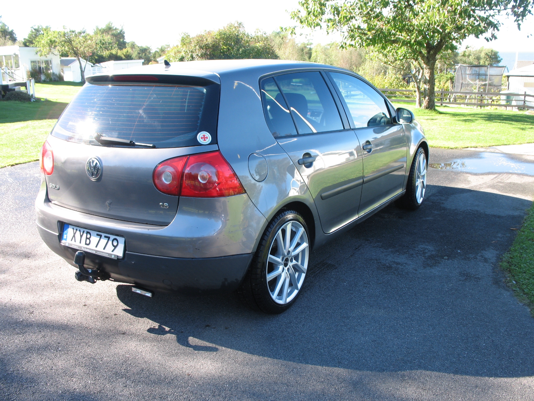Volkswagen Golf V 5-dörrar 1.6 Manuell 2006, bild 4/6