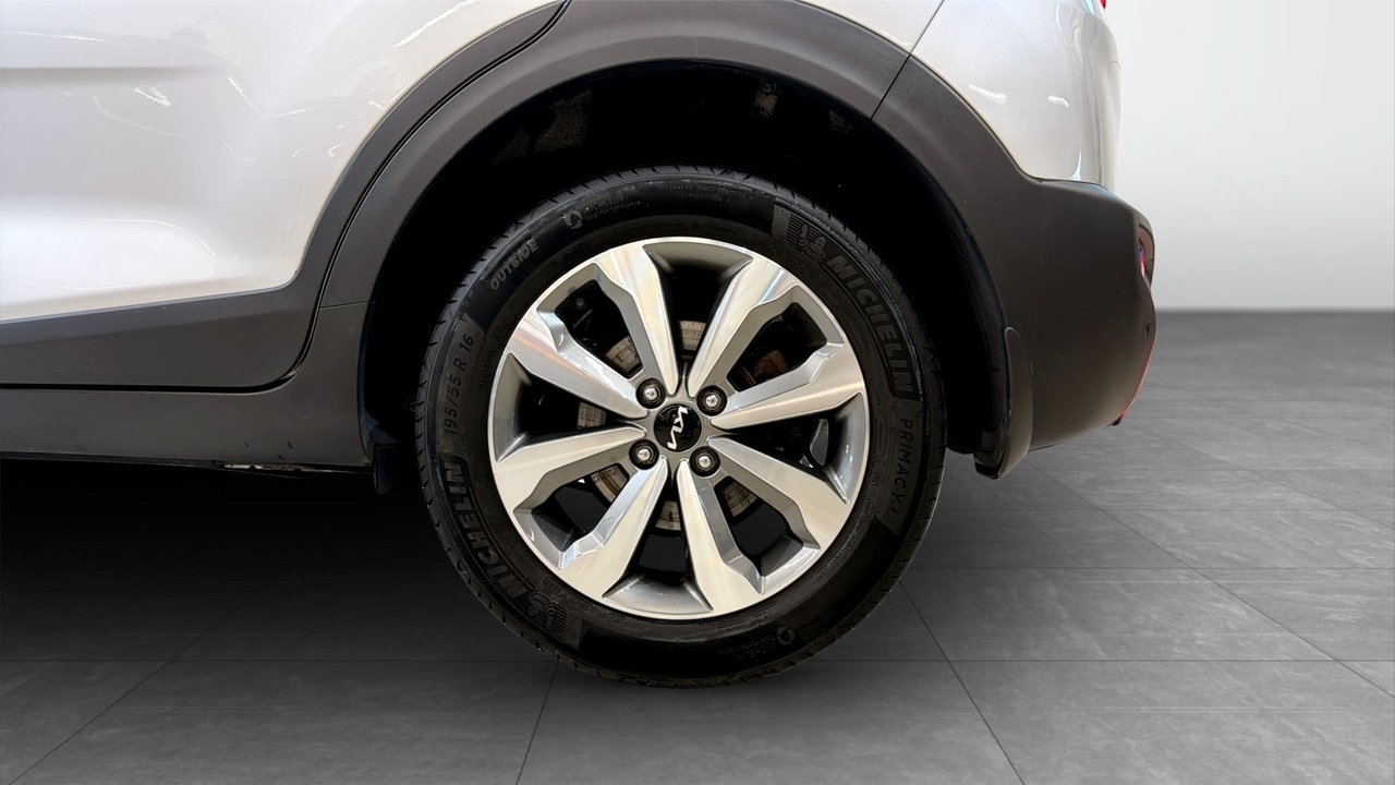 Kia Stonic T-GDi Advance/Drag 2023, kuva 6/10
