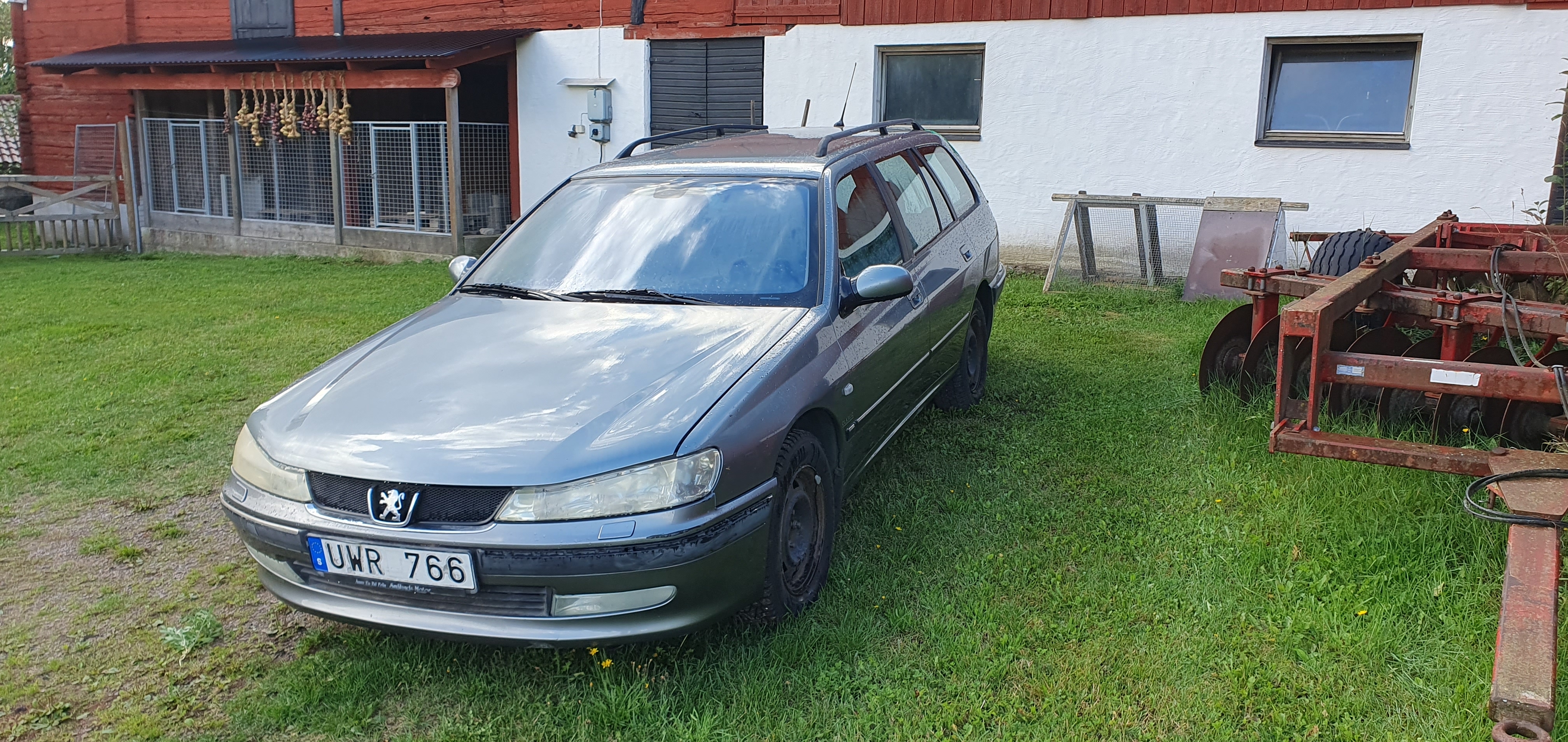 Peugeot 406