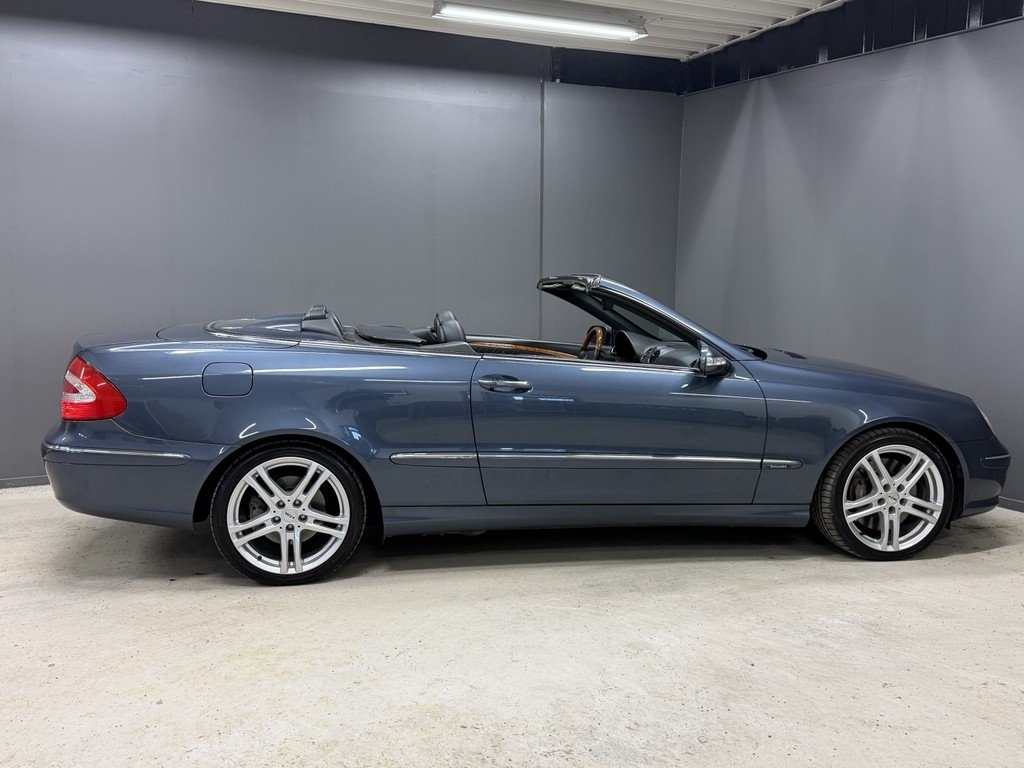 Mercedes-Benz CLK 2003, photo 6/10