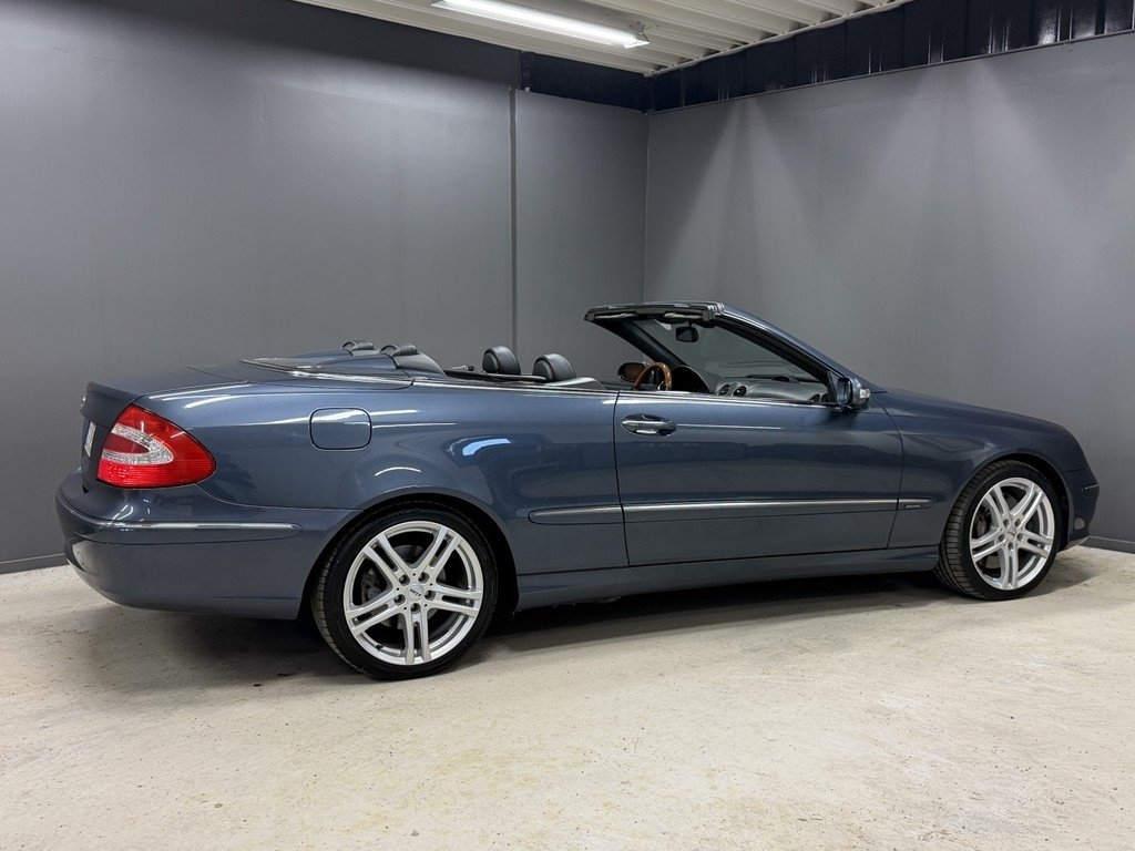 Mercedes-Benz CLK 2003, photo 5/10