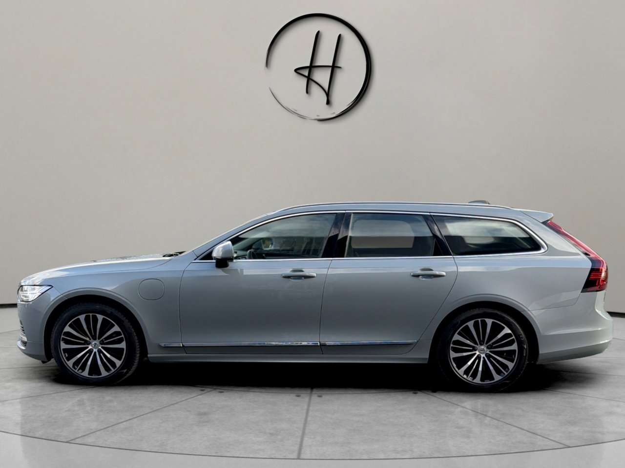 Volvo V90 2024, kuva 7/10