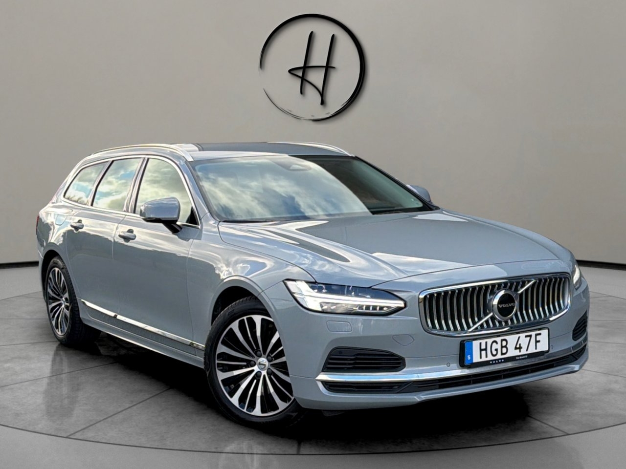 Volvo V90 2024, kuva 2/10