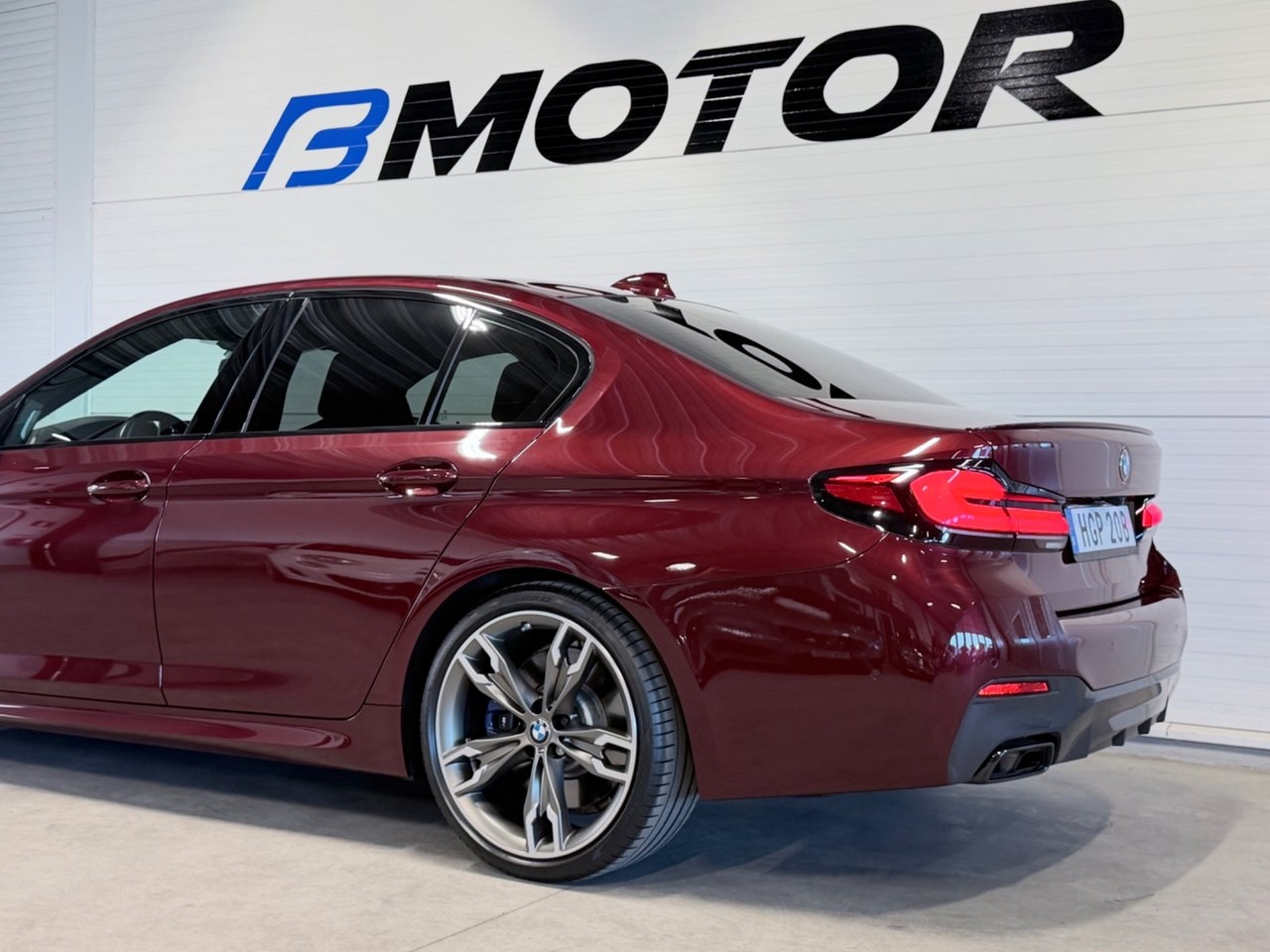 BMW M550i 2021, bild 7/10