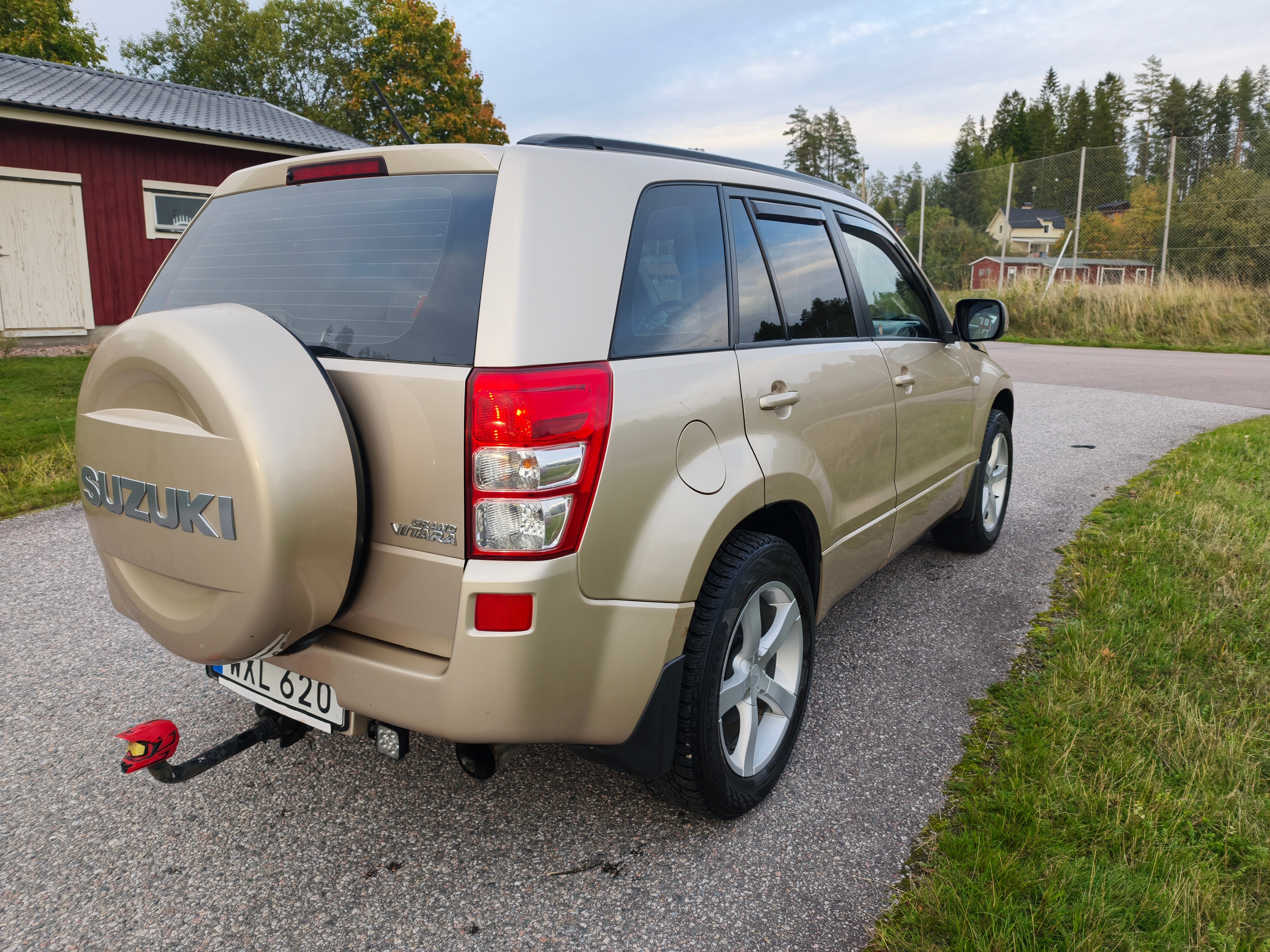 Suzuki Grand Vitara 2005, bild 3/5