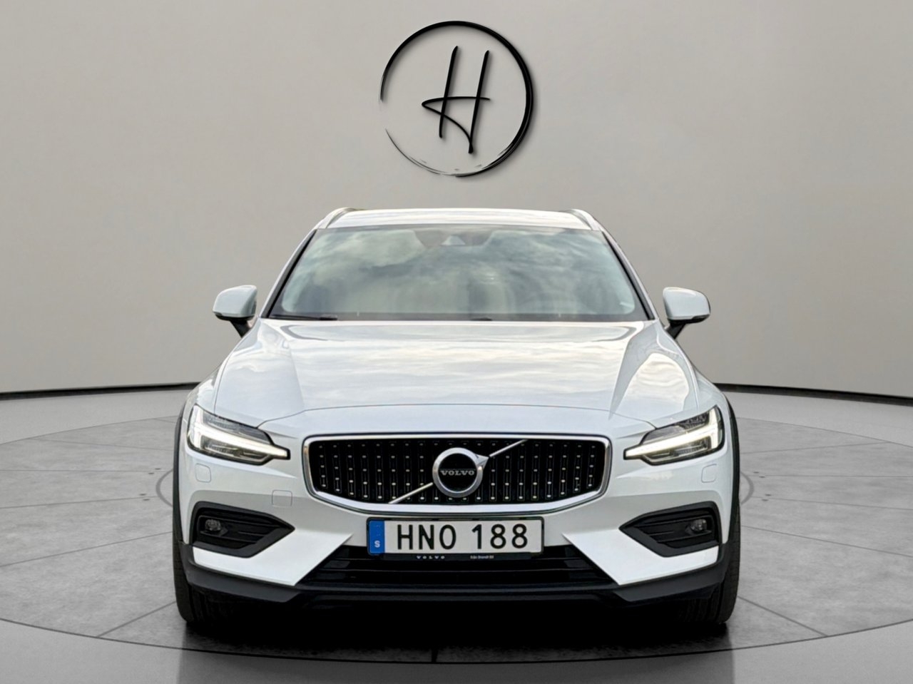 Volvo V60 Cross Country 2022, kuva 3/10