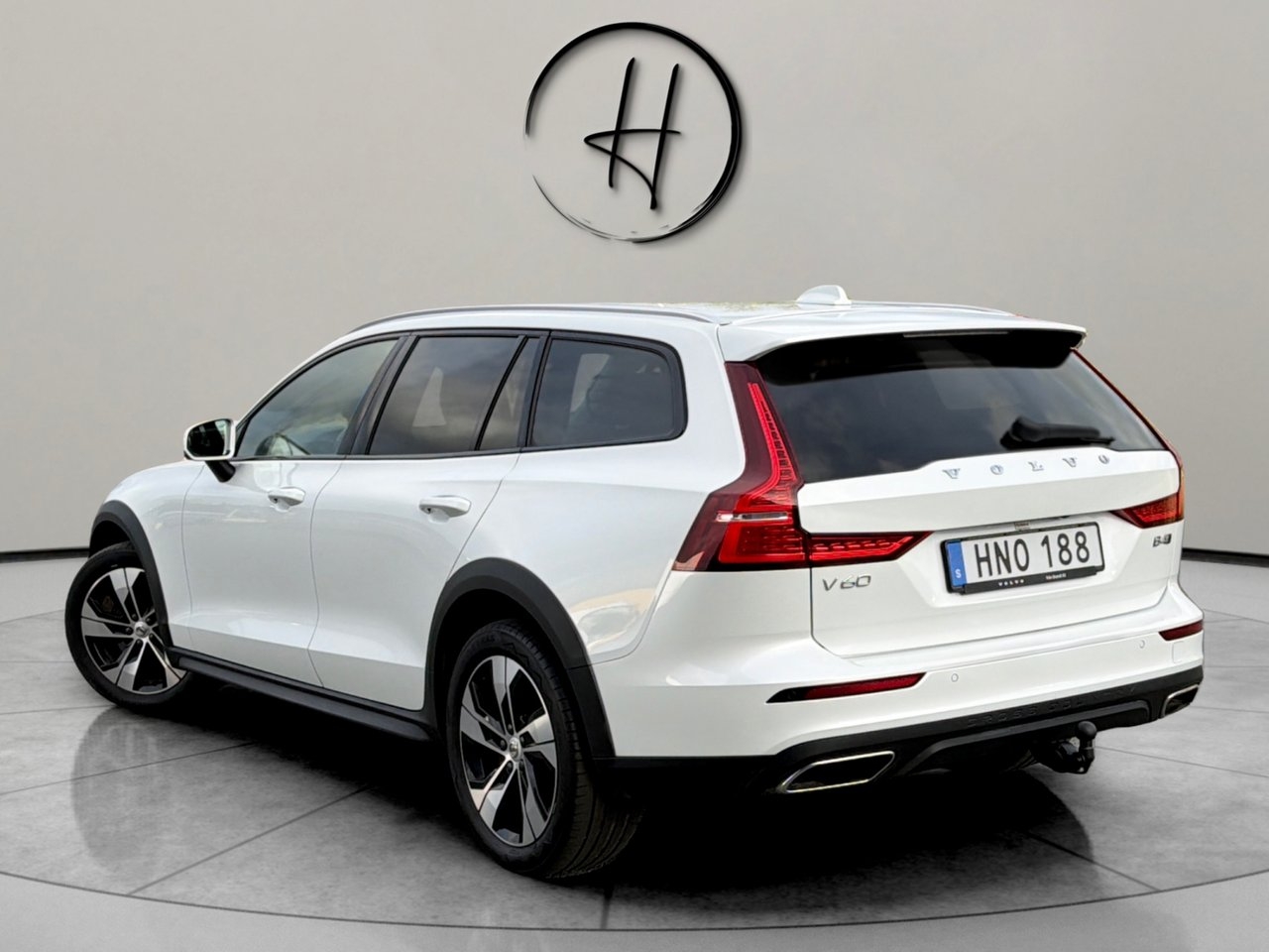 Volvo V60 Cross Country 2022, kuva 6/10