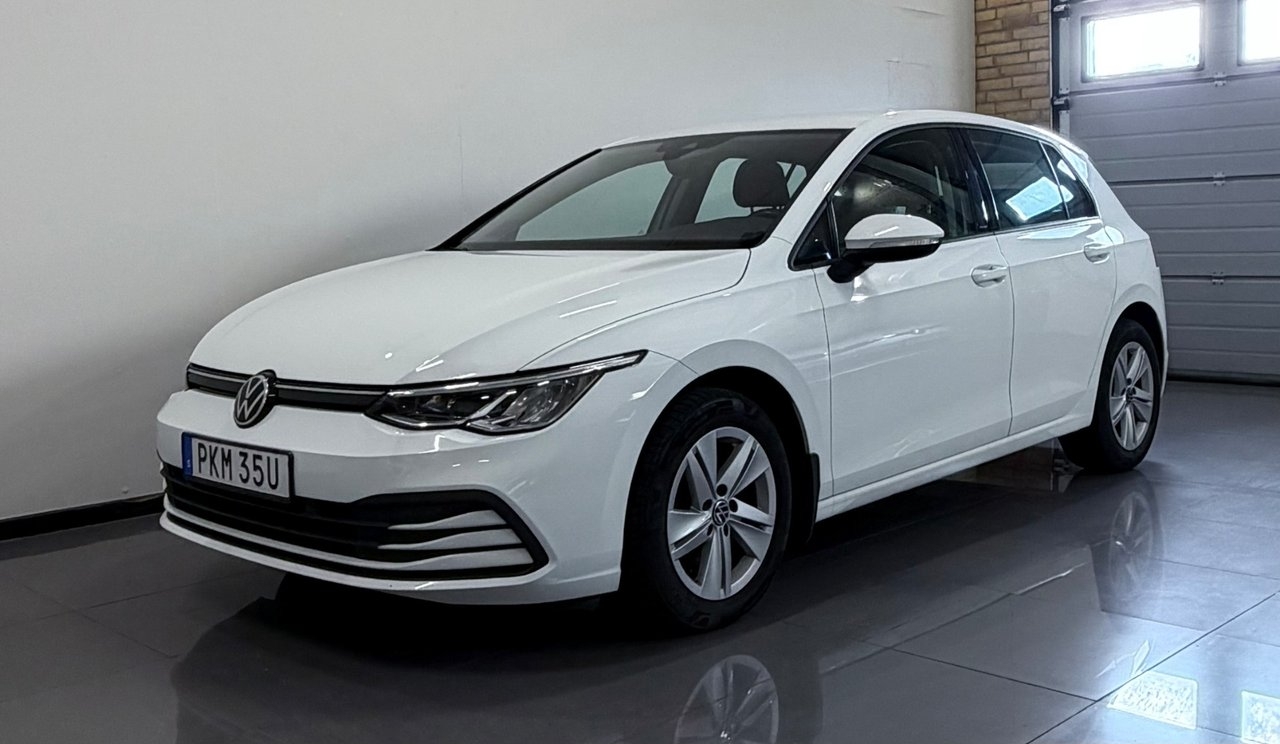 Volkswagen Golf VIII 1.0 TSI Manuell 2021, bild 4/10