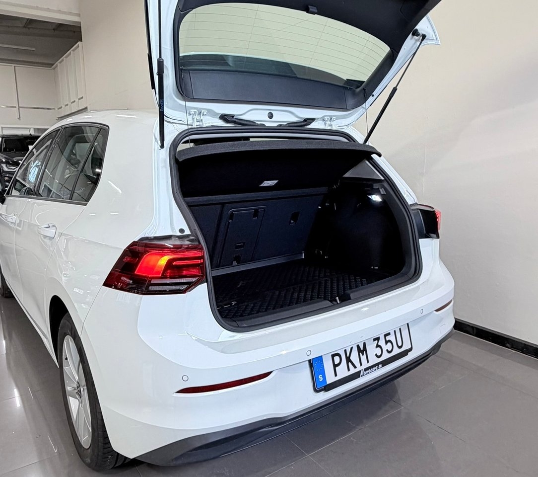 Volkswagen Golf VIII 1.0 TSI Manuell 2021, bild 7/10