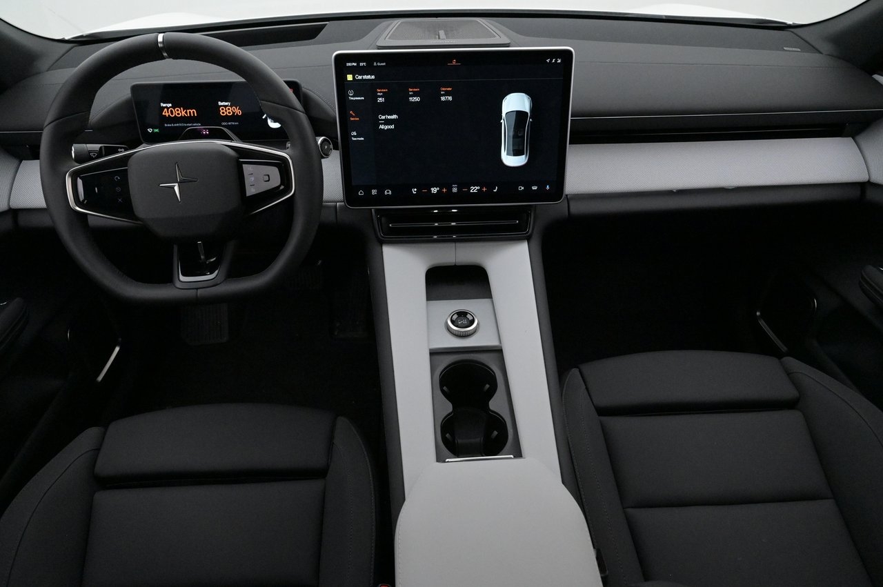 Polestar 4 2025, bild 6/10