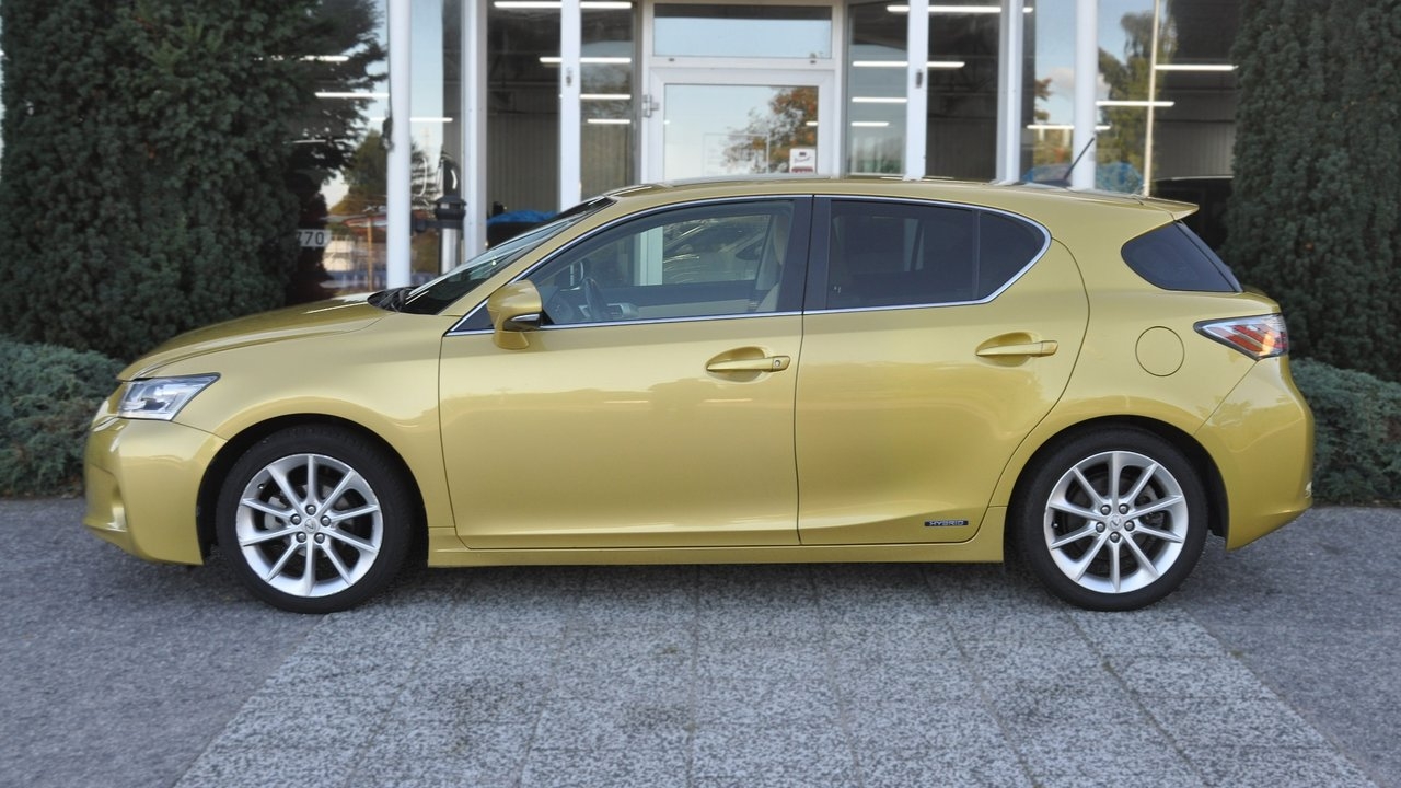 Lexus CT 200h 1.8 CVT Hybrid F Sport 2011, bild 3/10
