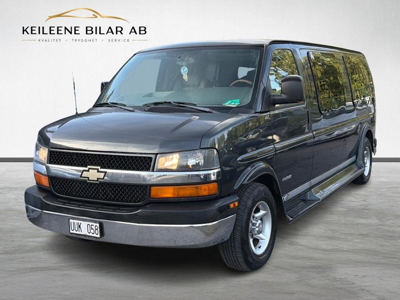 Chevrolet Express 2004, kuva 3/30