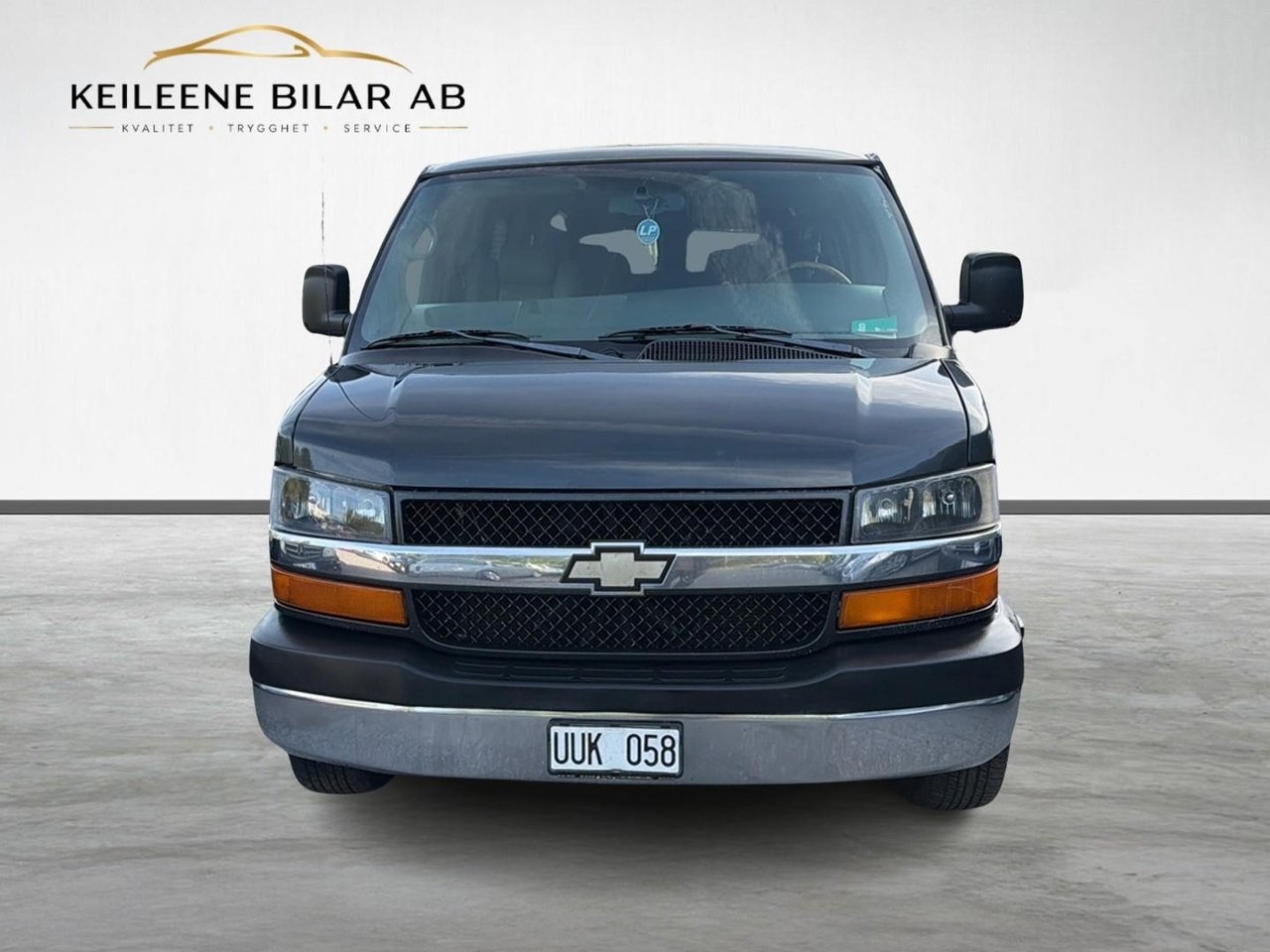 Chevrolet Express 2004, kuva 4/30