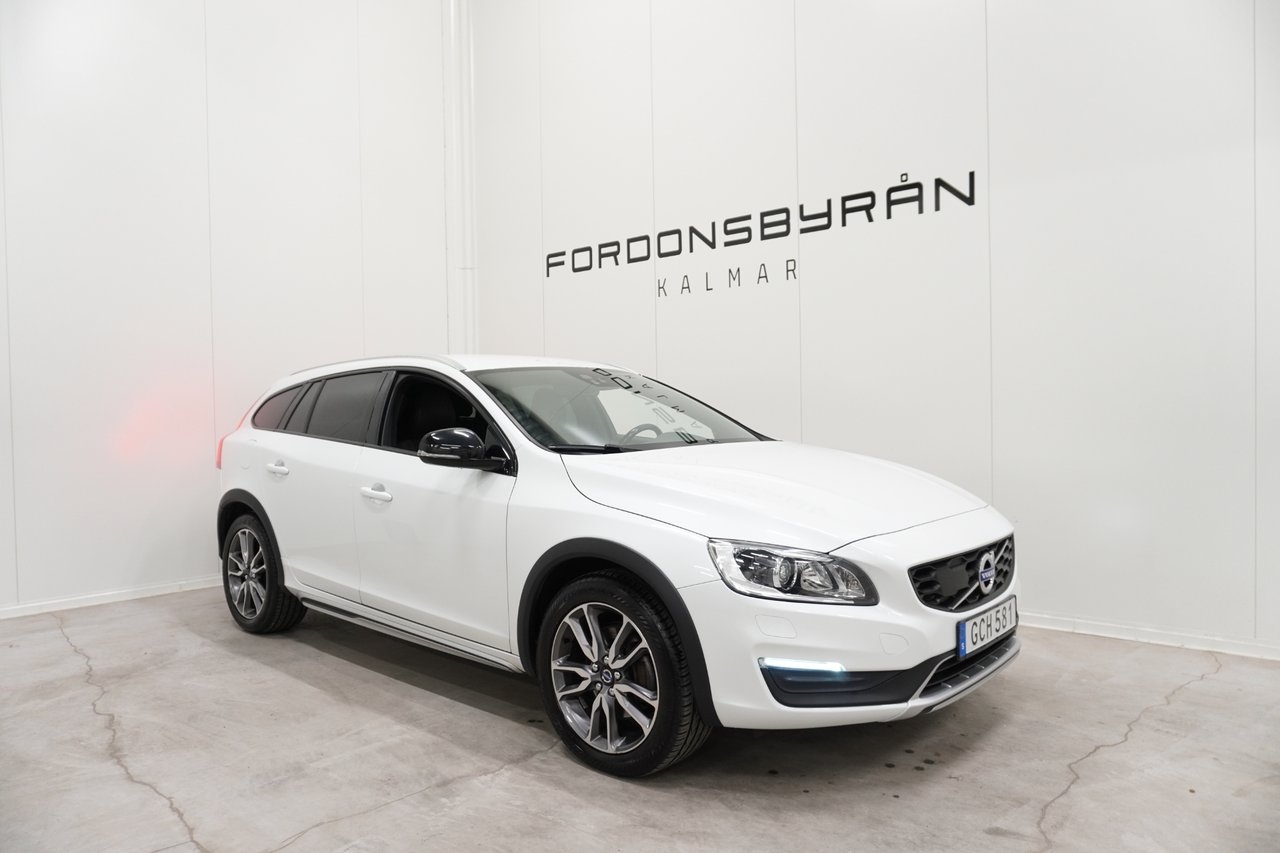 Volvo V60 Cross Country 2016, bild 2/10