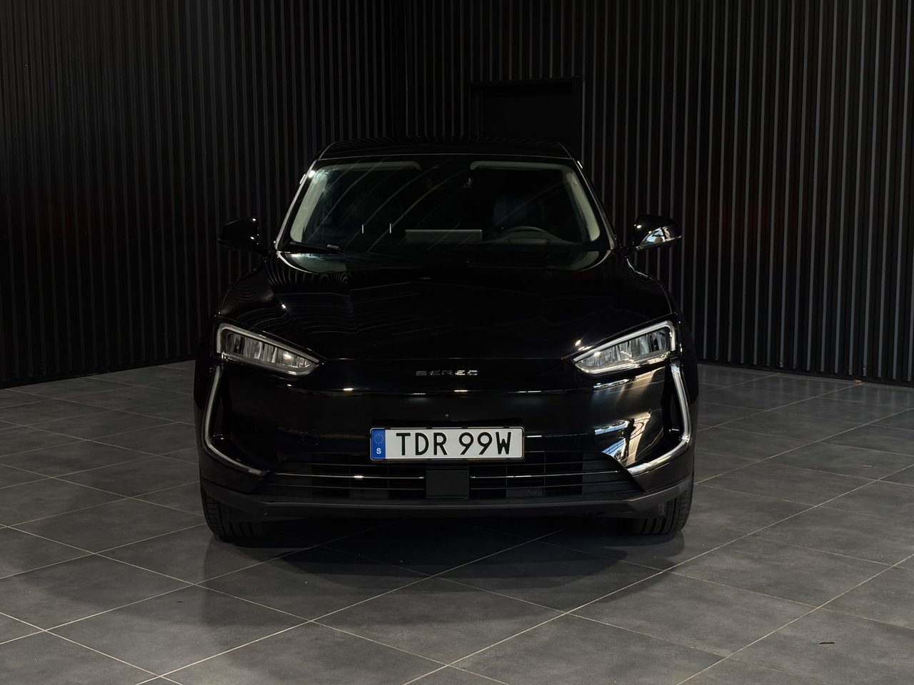Seres 5 80 kWh AWD 2023, bild 2/10