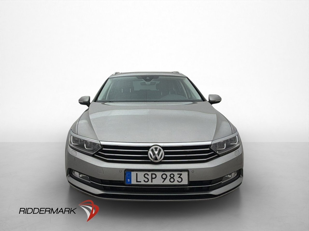Volkswagen Passat 2015, bild 2/30