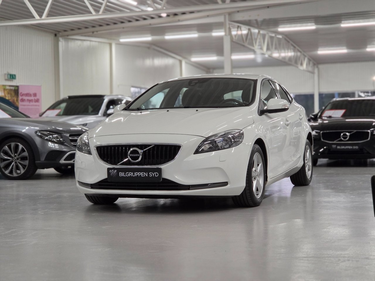 Volvo V40 T2 Business 2017, bild 3/10