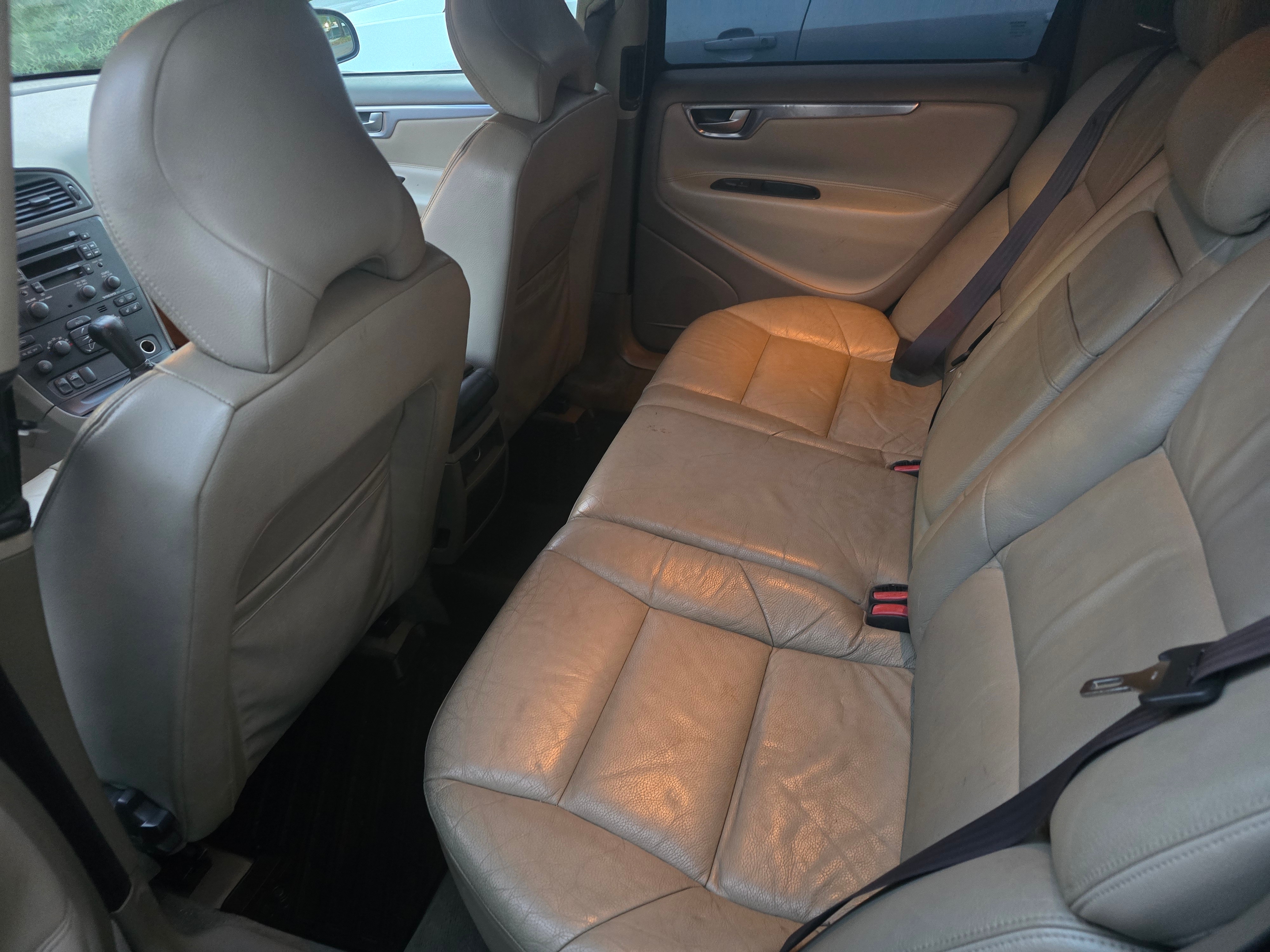Volvo V70 T5 2,3 250hk 2002, bild 3/9