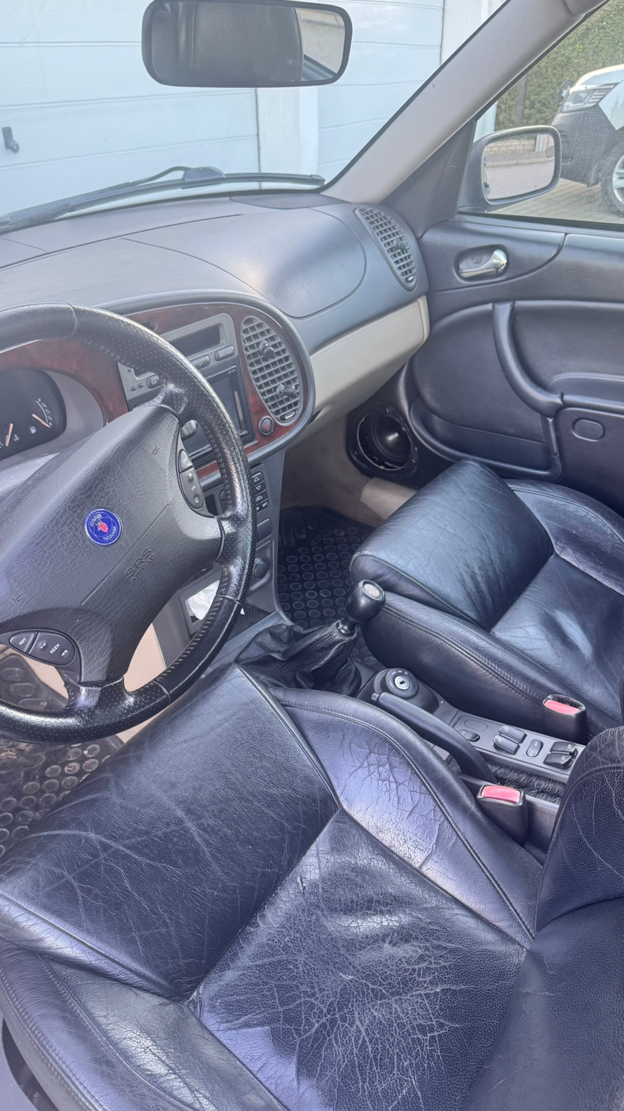 Saab 9-3 5-dörrar 2.0 T Manuell 1999, bild 6/10