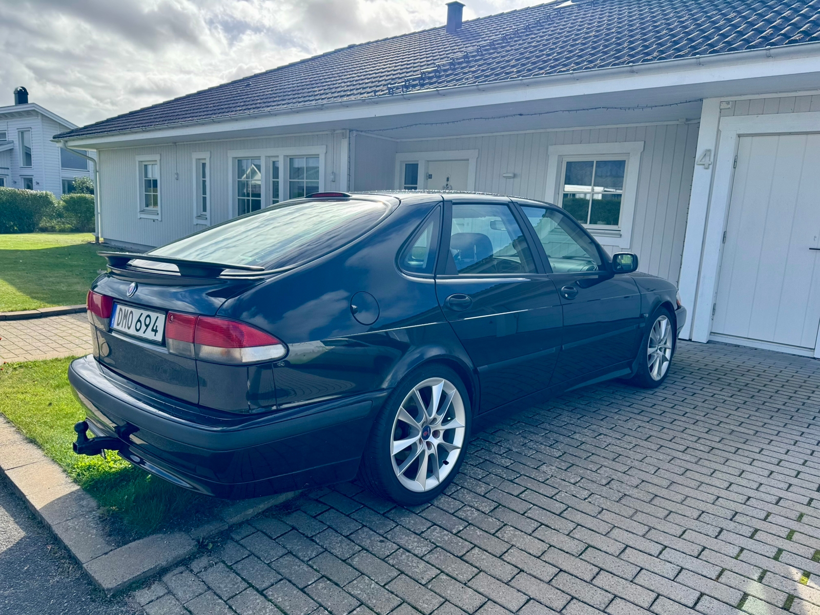 Saab 9-3 5-dörrar 2.0 T Manuell 1999, bild 4/10