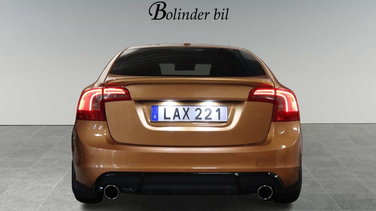Volvo S60 2011, kuva 5/10