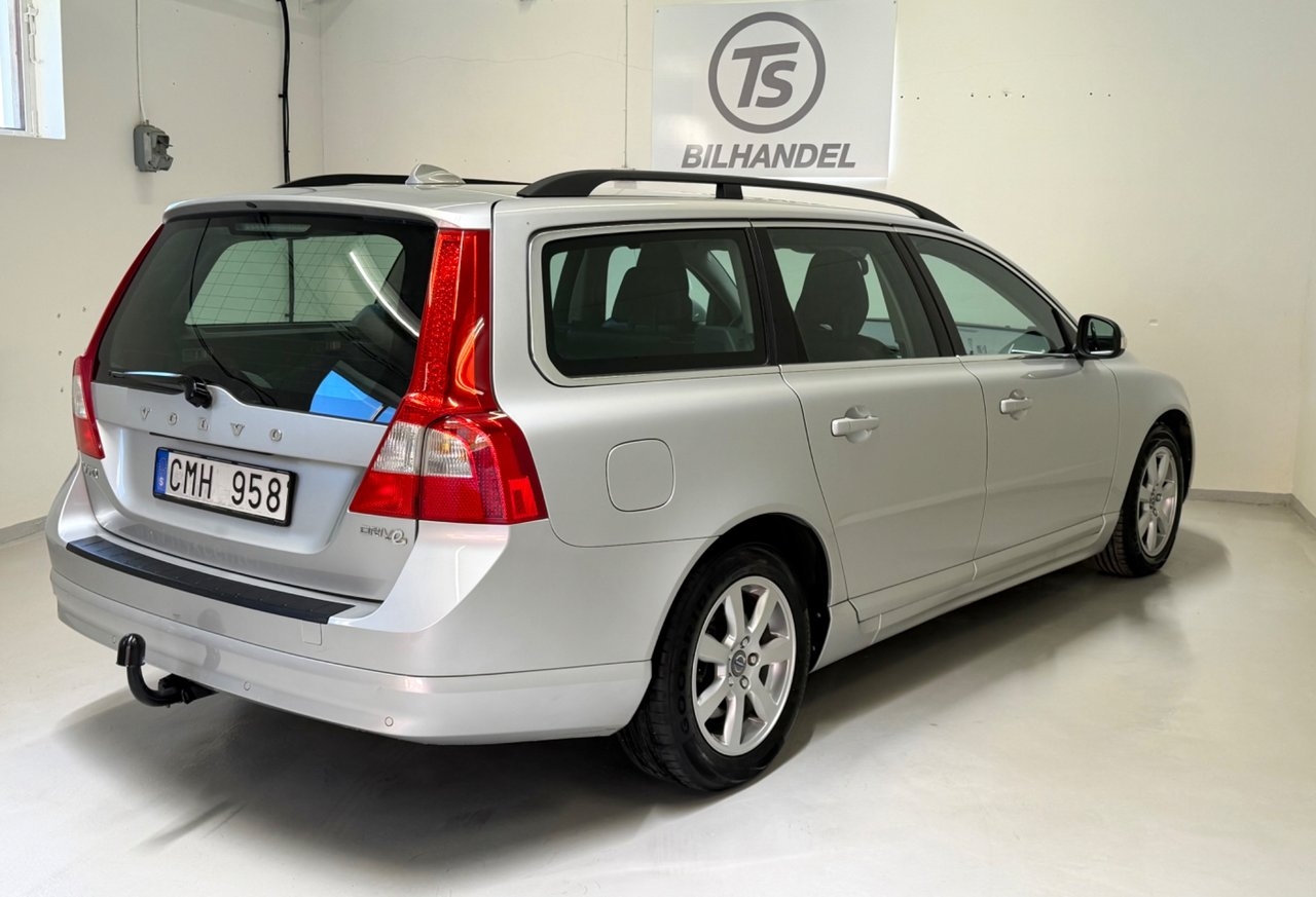 Volvo V70 1.6D 109HK, Momentum, Dragkrok 2011, bild 6/10