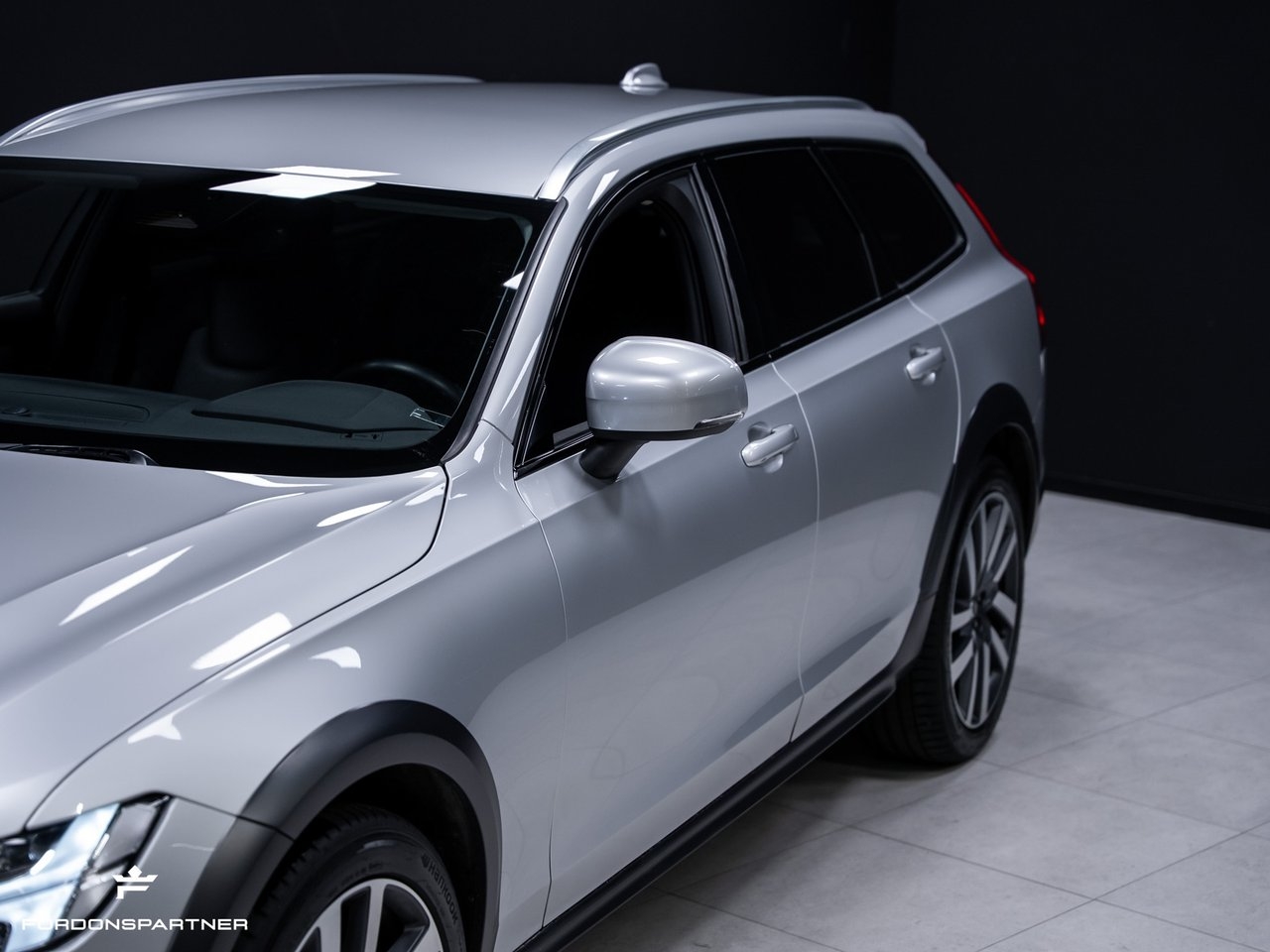 Volvo V90 Cross Country 2022, photo 5/10