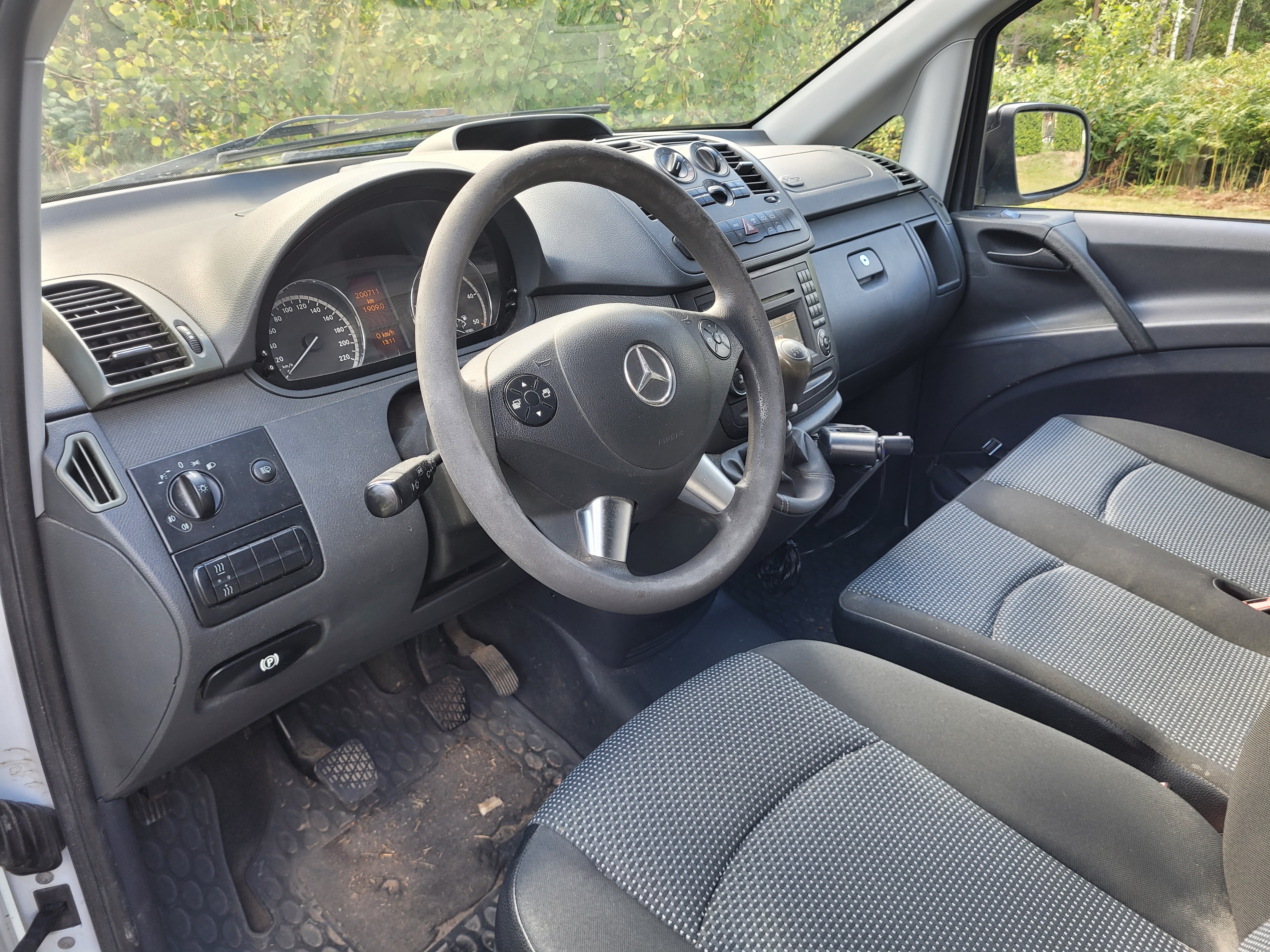 Mercedes-Benz Vito 2011, kuva 3/4