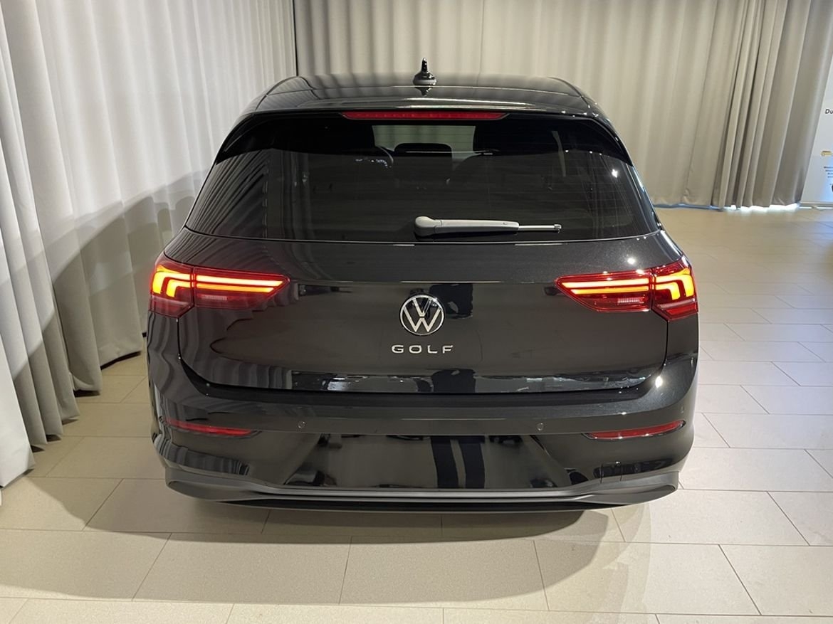 Volkswagen Golf 2026, bild 6/10