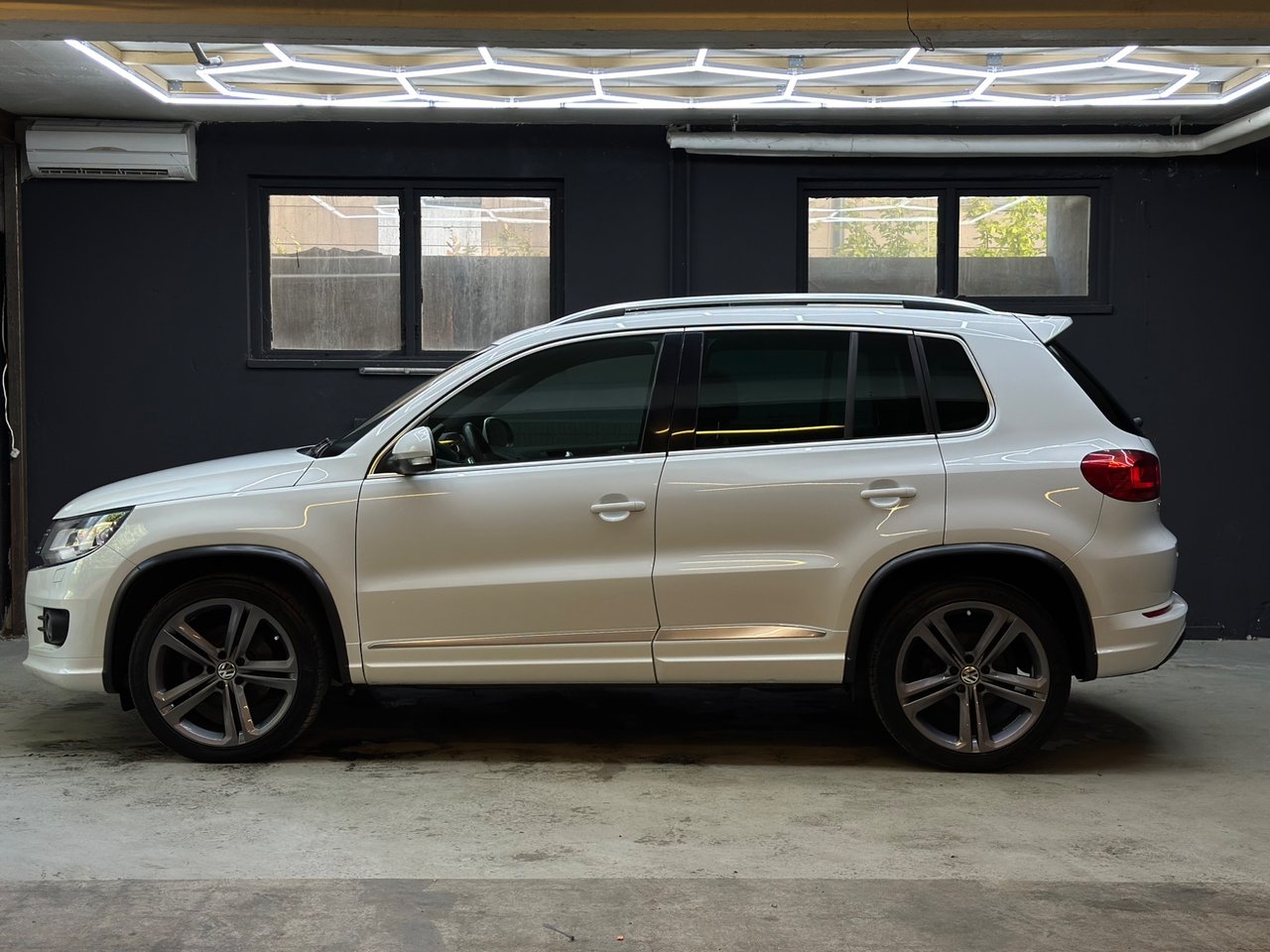 Volkswagen Tiguan 2016, bild 2/10