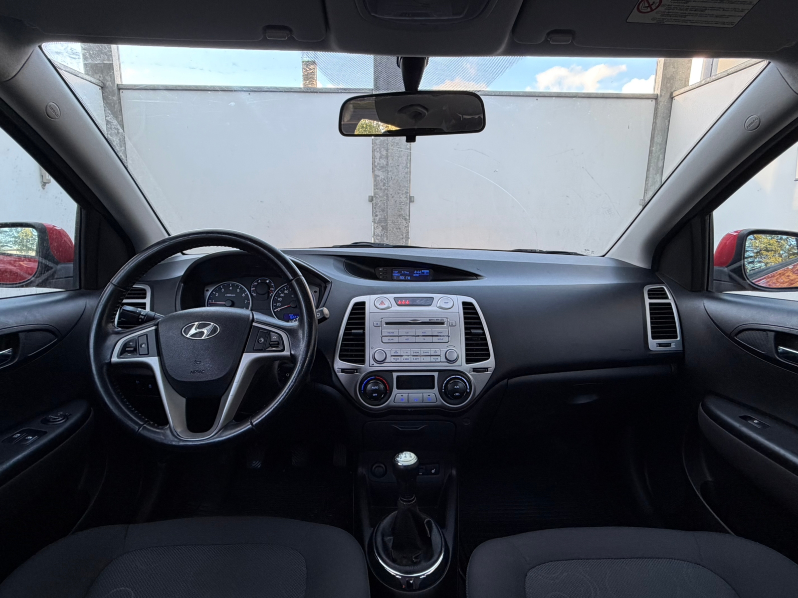 Hyundai i20 5-dörrar 1.2 Manuell 2011, bild 5/6
