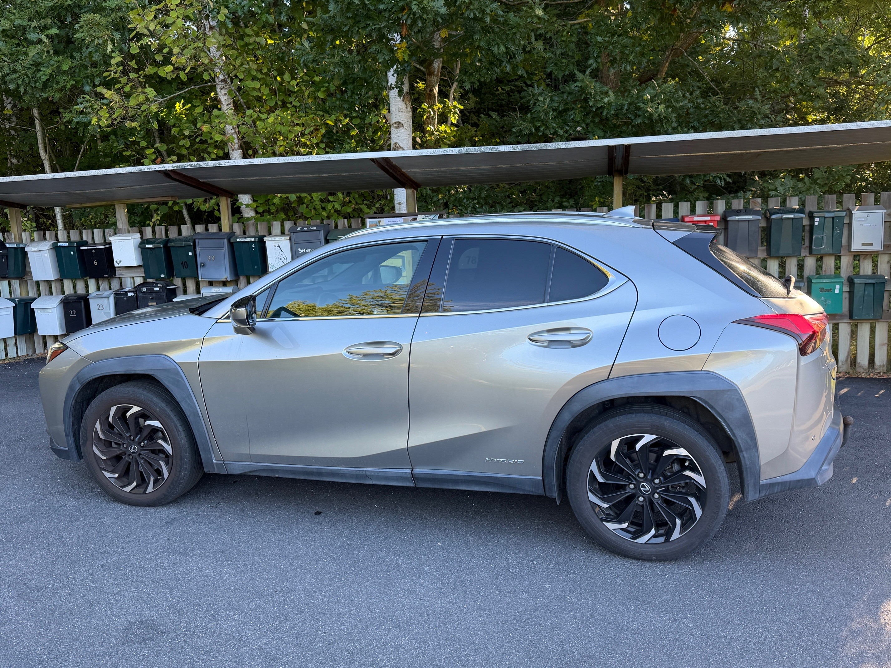 Lexus UX 250h CVT 2020, bild 2/10