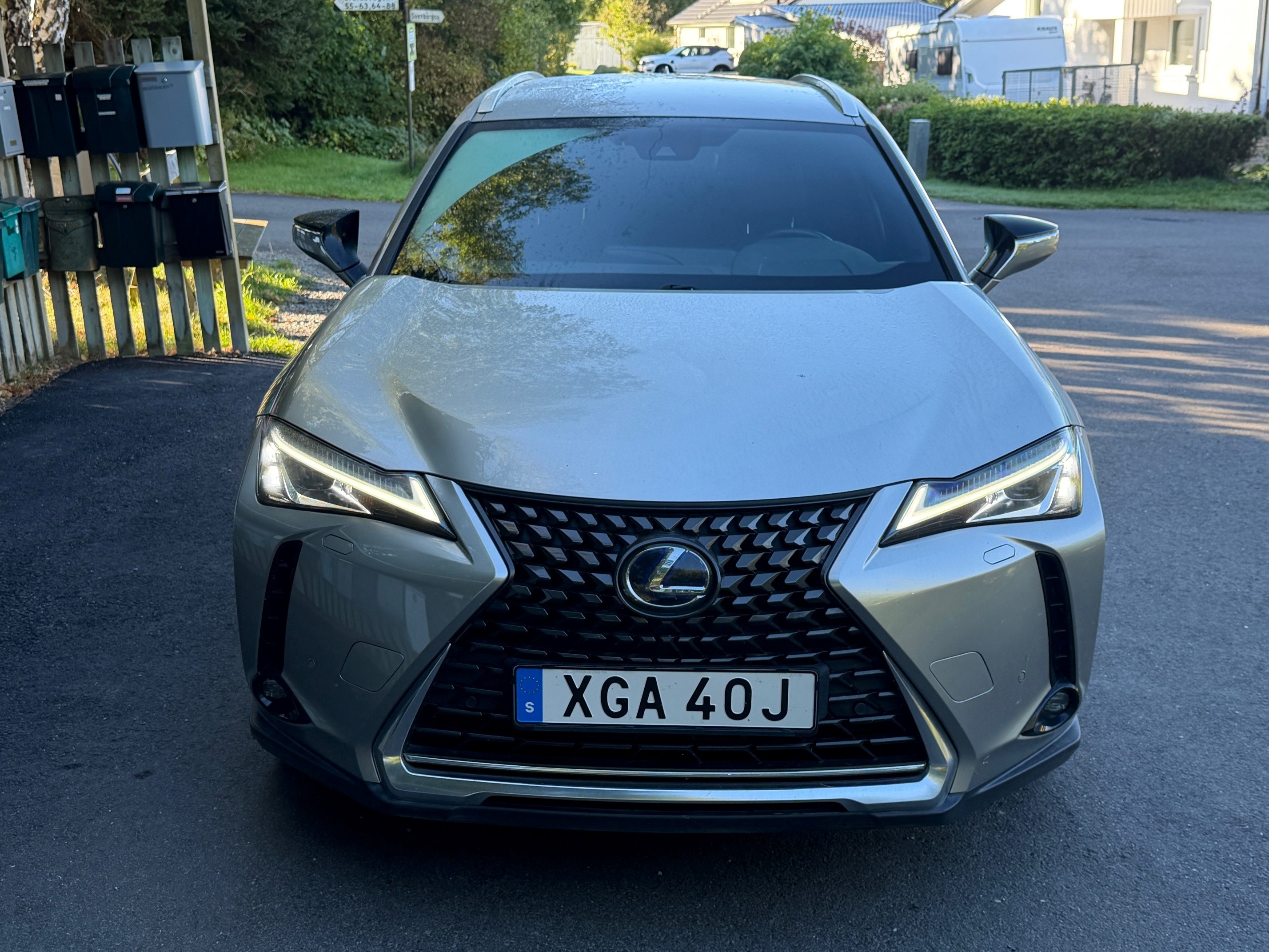 Lexus UX 250h CVT 2020, bild 3/10