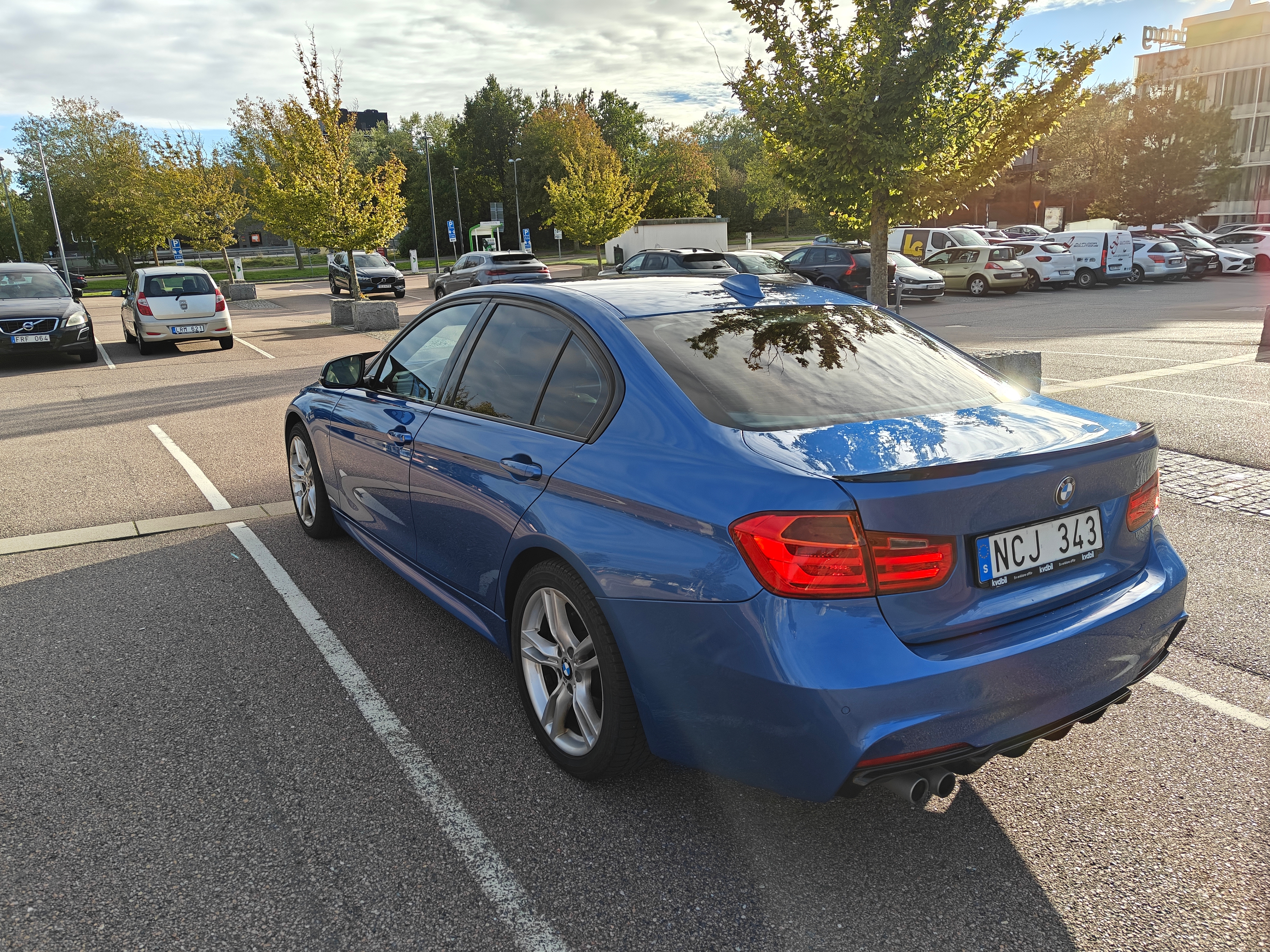 BMW 328 2013, bild 2/7