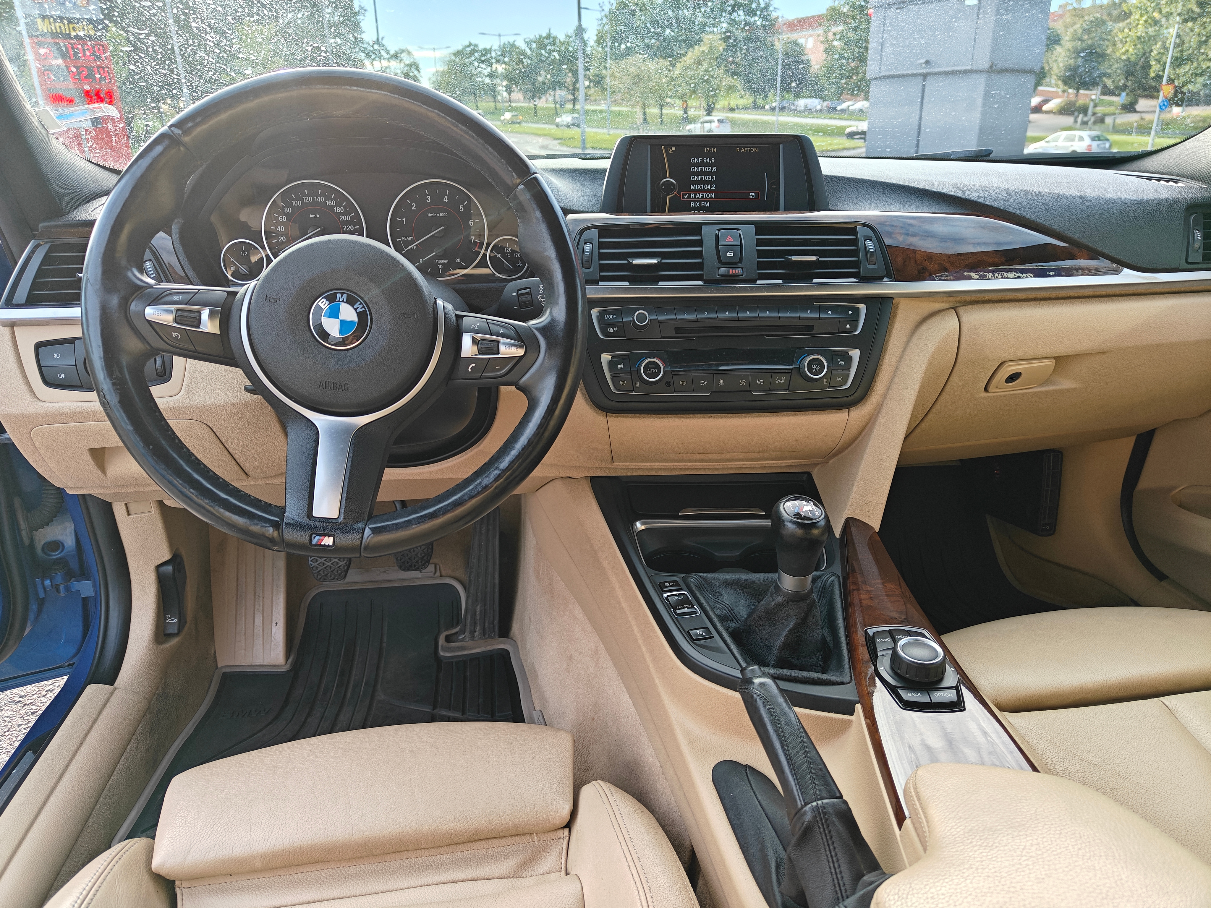 BMW 328 2013, bild 6/7