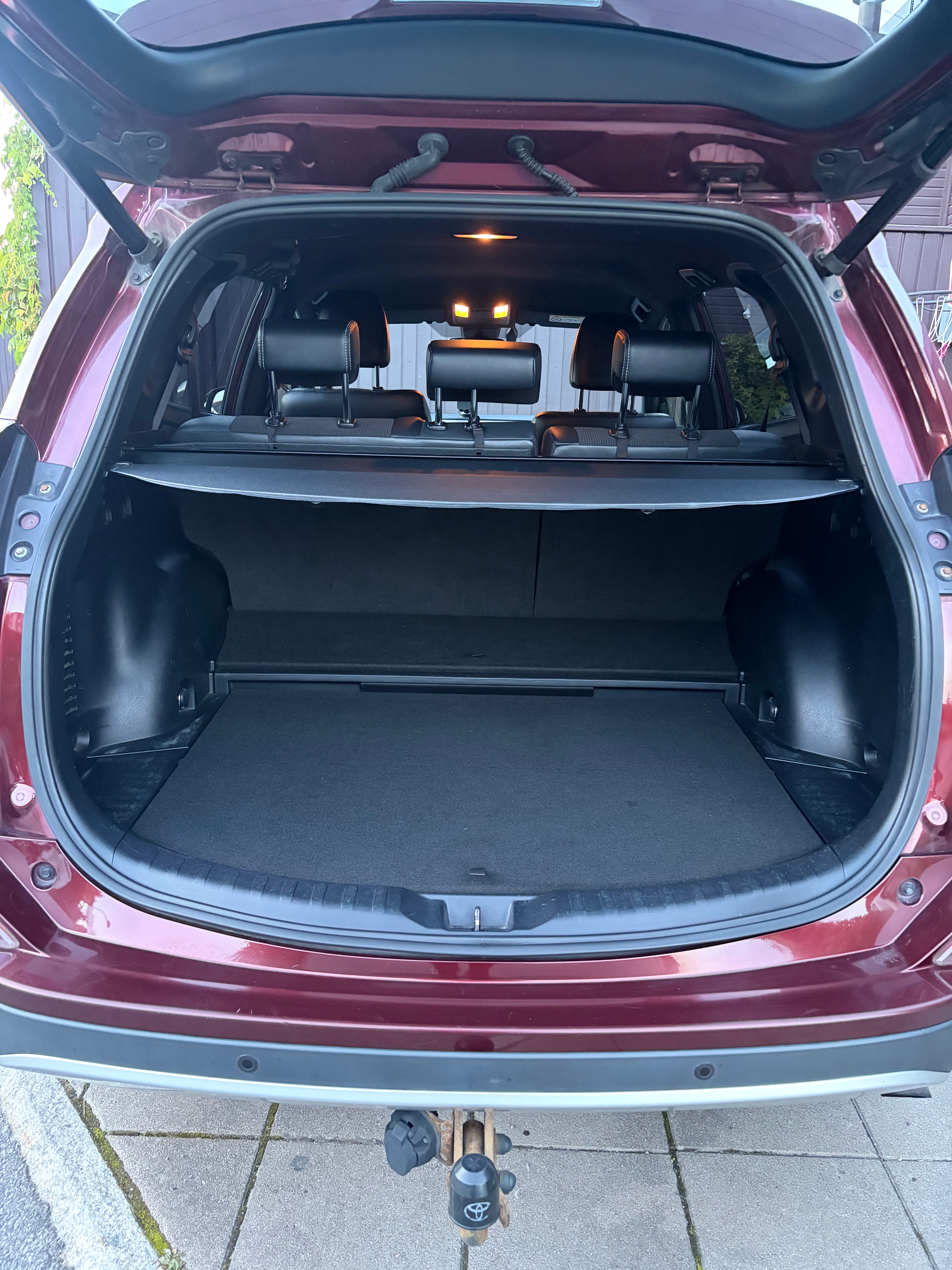 Toyota RAV4 2016, bild 4/10