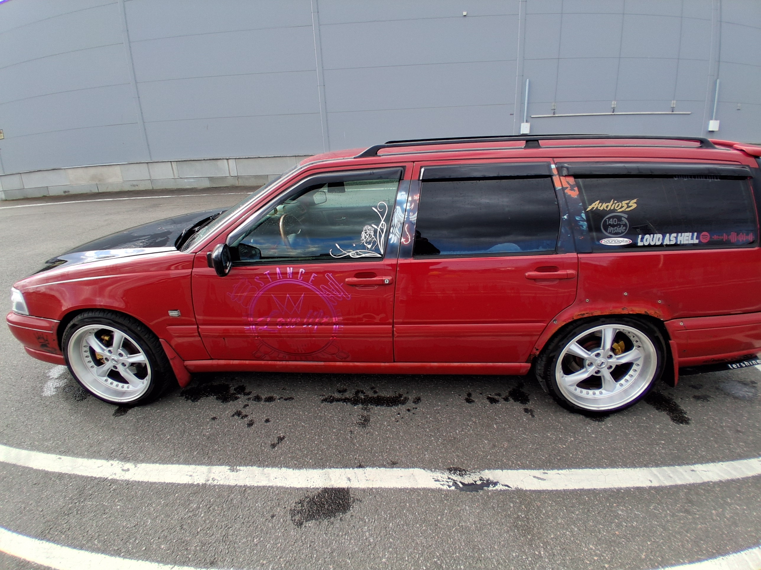 Volvo V70 2.5 20V Manuell 1998, bild 2/8