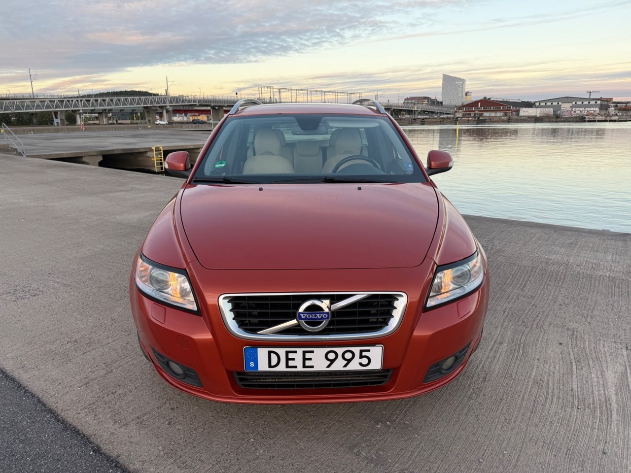 Volvo V50 2011, photo 2/10
