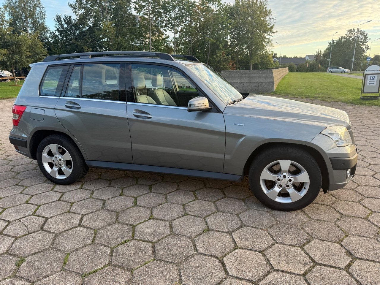 Mercedes-Benz GLK 2010, bild 4/10