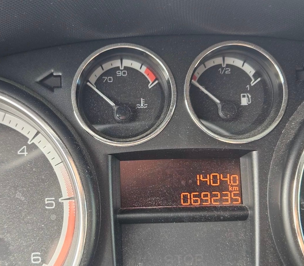 Peugeot 308 SW 2012, bild 2/3